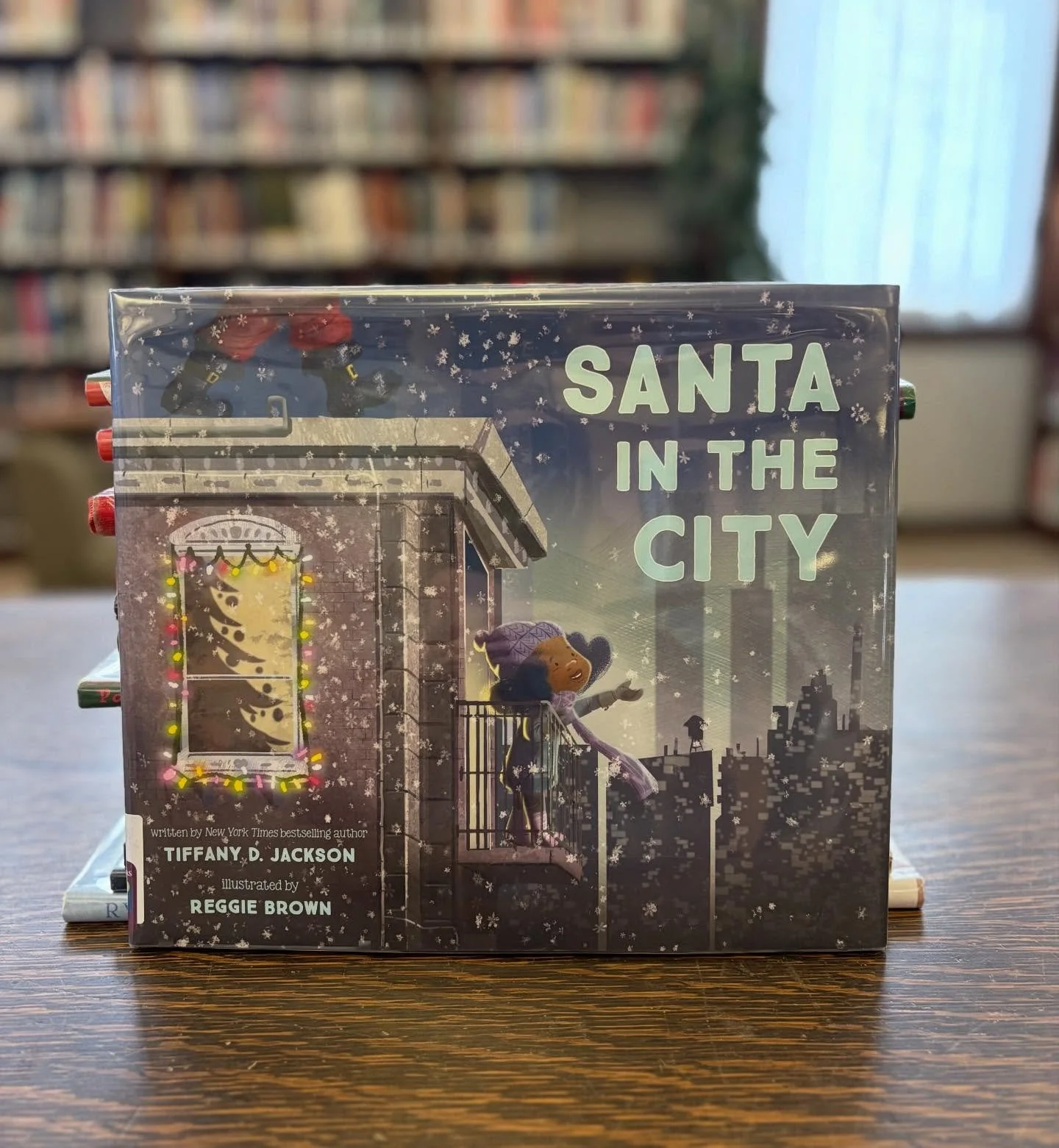 ~Christmas countdown~

{20}

Explore the sights and sounds of Santa in the city.

#christmascountdown #christmas #winter #wintersolstice #hanukkah #kwanzaa #happyholidays #getcozy #read #bookadvent #adventcalendar #hygge #jolabokaflod #fortbentonlibr