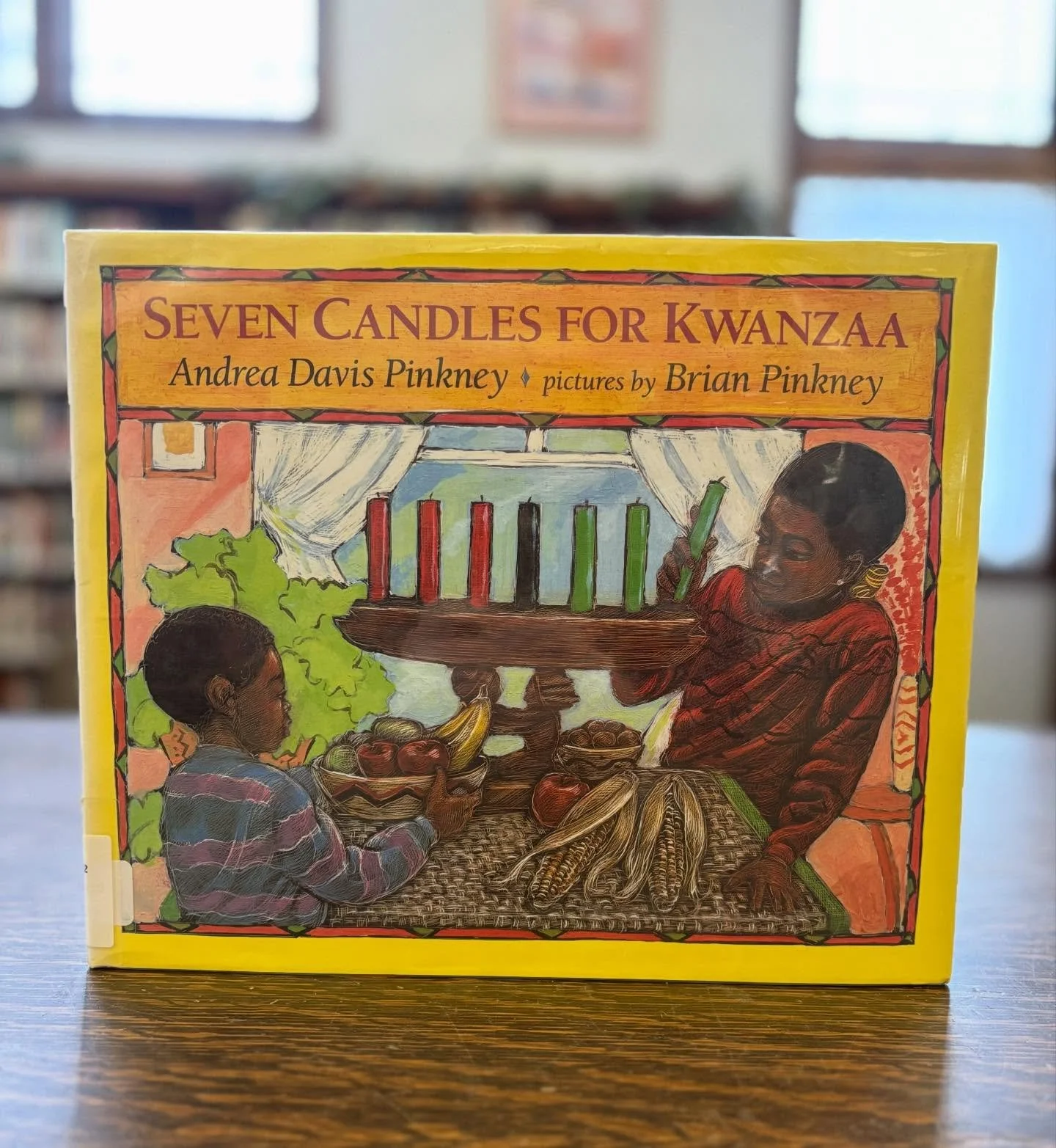 ~Christmas countdown~

{5}

Kwanzaa begins the day after Christmas, but the #fortbentonlibrary has books about it out now.

#christmascountdown #christmas #kwanzaa #montana
