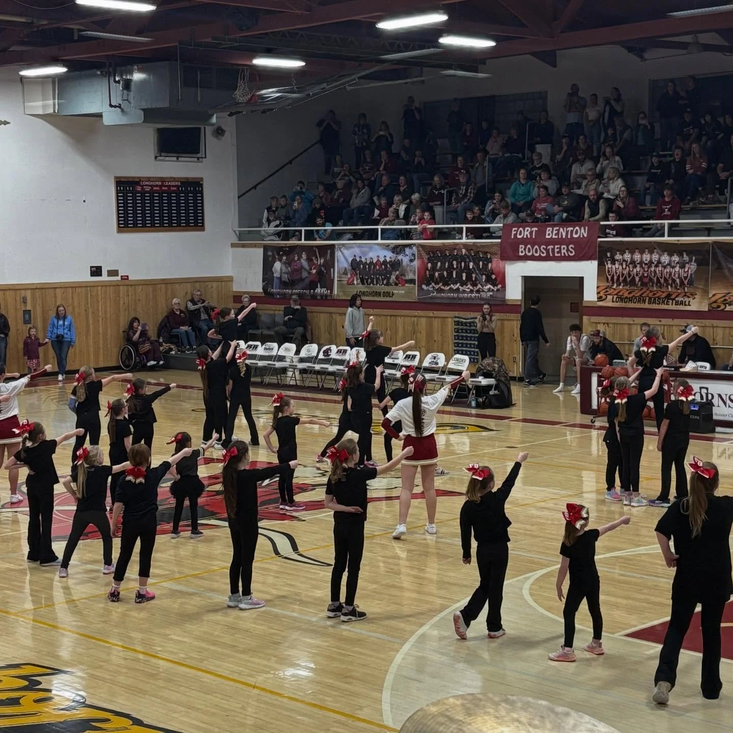 ~Fort Benton Friday~

Cheerleaders-in-training being mentored by FBHS cheerleaders. This is #longhornlegacy.

#fortbentonfriday #fortbentonhighschool #fortbentonlibrary #montana