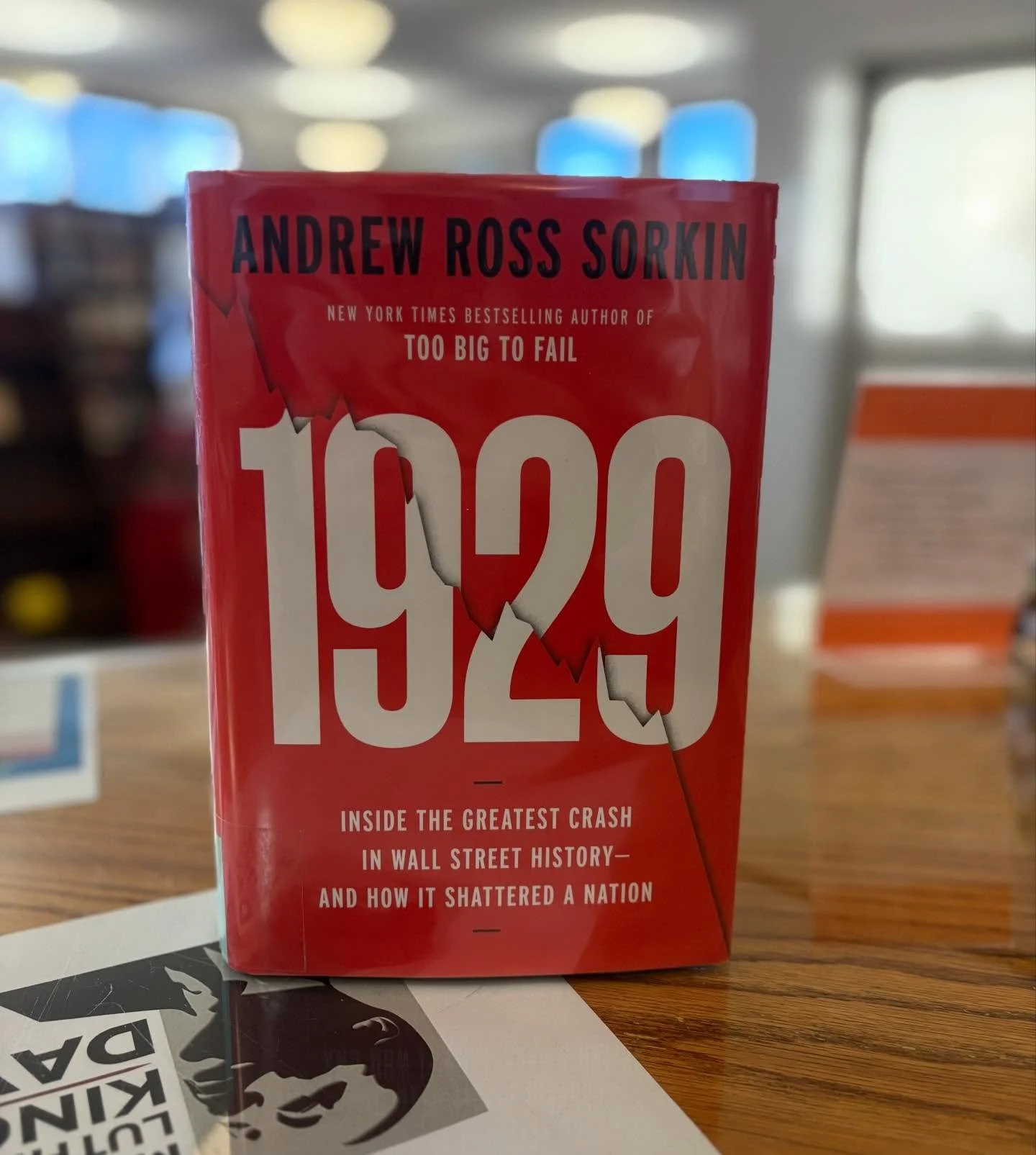 ~Wonder Wednesday~

Do you wonder what led to the Great Depression? #checkout this new selection from the #fortbentonlibrary.

#wonderwednesday #greatdepression #fortbentonmontana