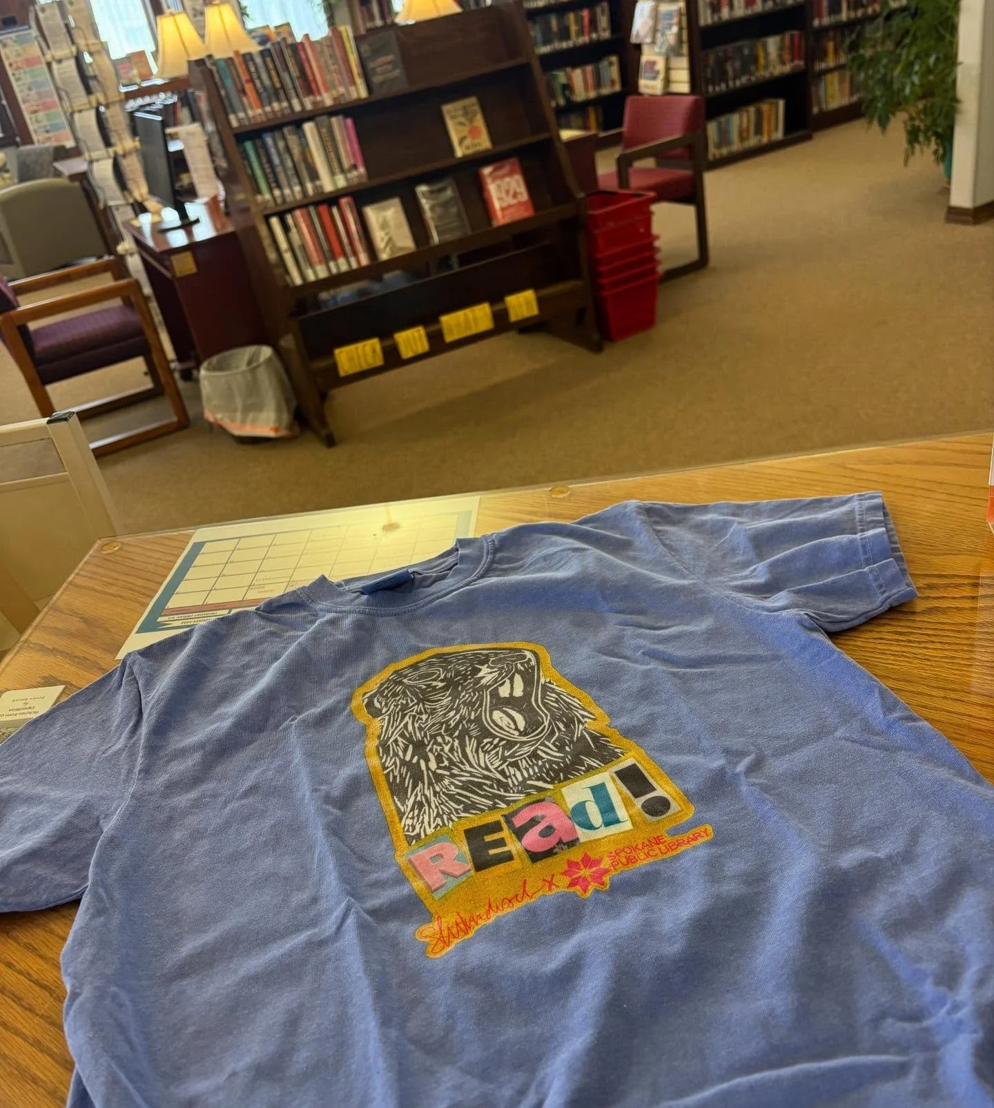 ~Mellow Monday~

Enjoying a new shirt from @slwindisch and the @spokanepubliclibrary. It&rsquo;s always a good day to READ!

#mellowmonday #read #fortbentonlibrary #fortbentonmontana #montana
