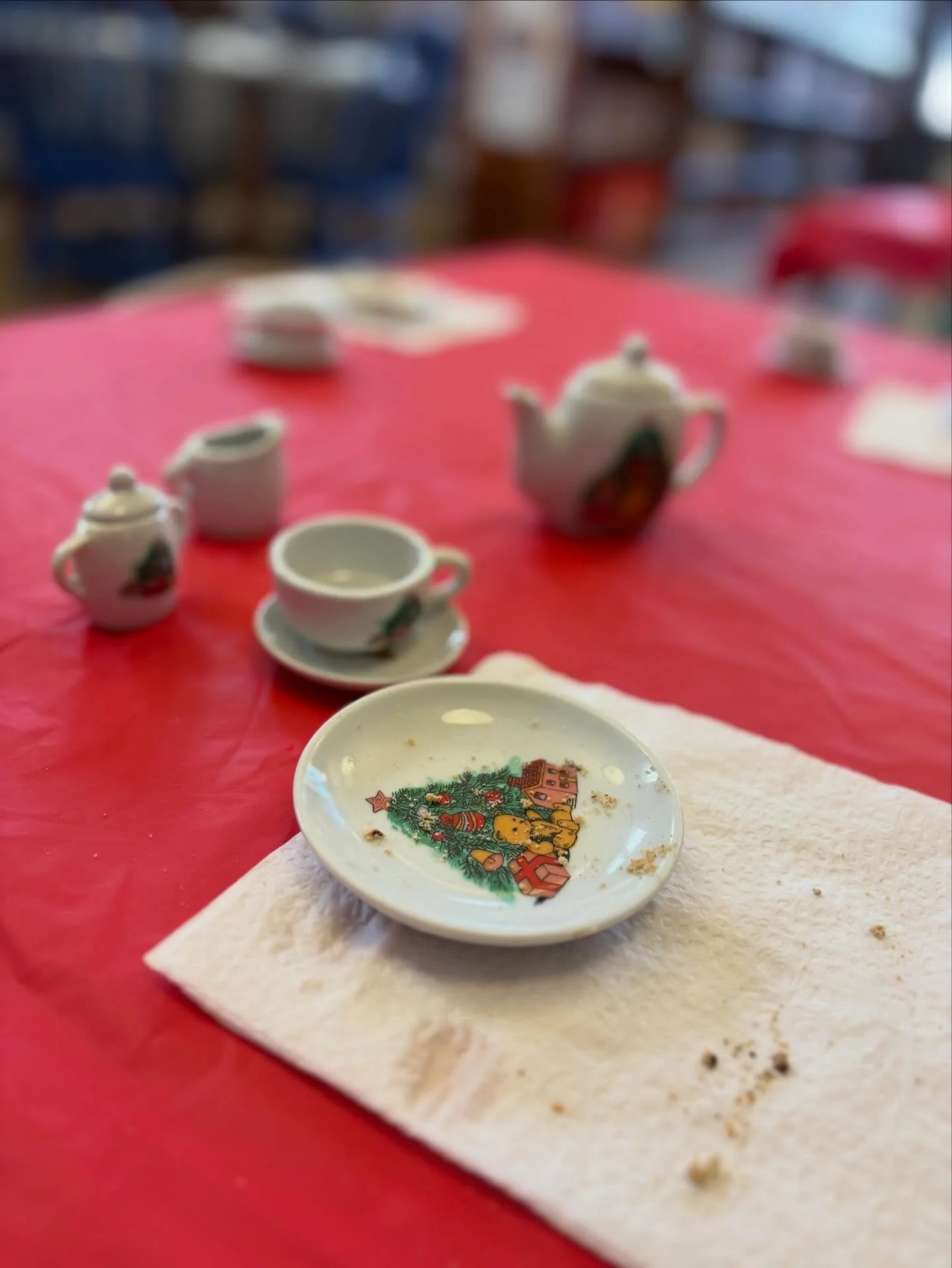 ~Mellow Monday~

Teddy Bear tea party remnants 🧸

#mellowmonday #teddybearteaparty #fortbentonlibrary #fortbentonmontana #montana