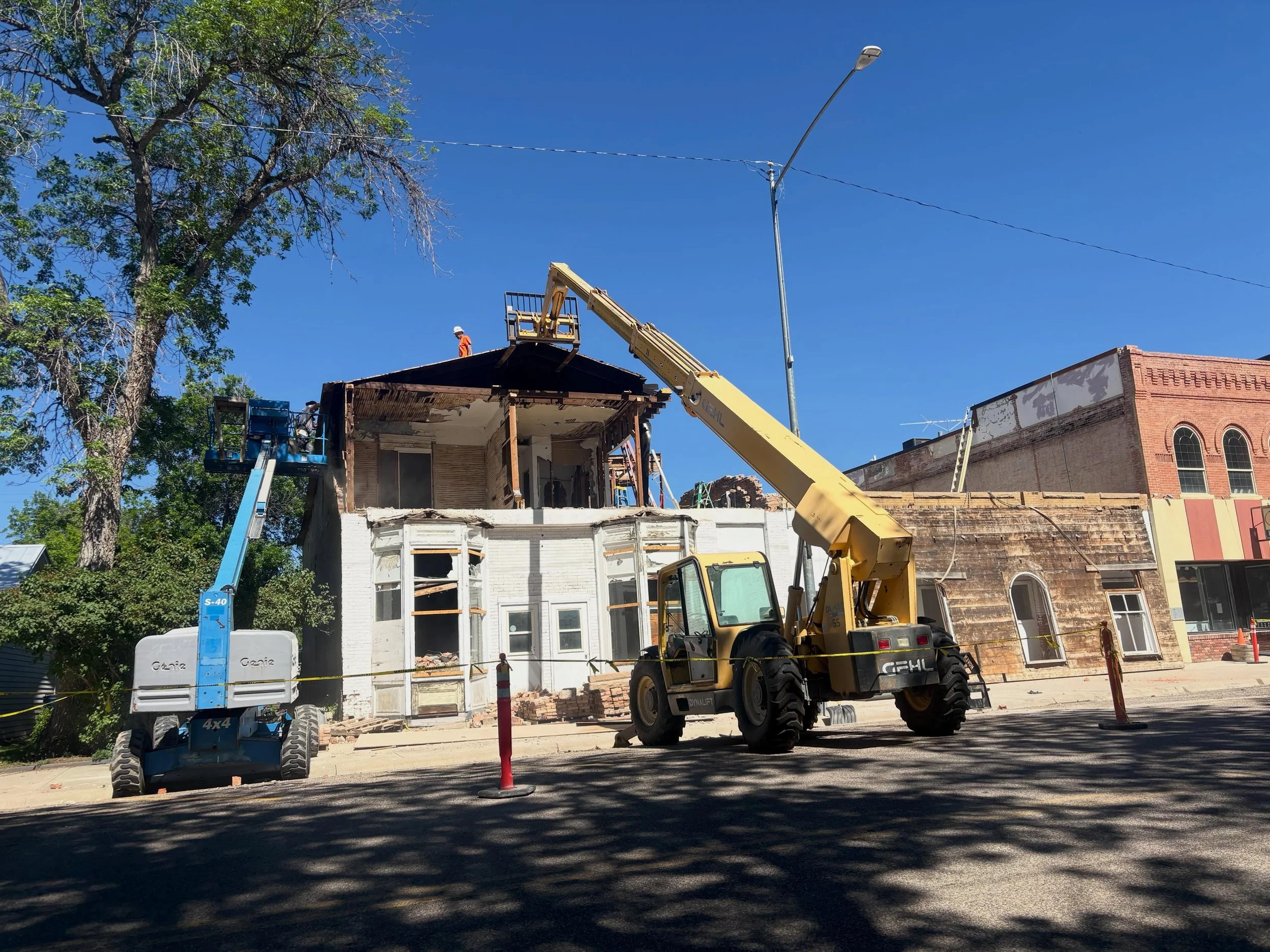 ~Fort Benton Friday~

Sometimes history has to be de-constructed.

#fortbentonfriday #unearthastory #fortbentonlibrary #fortbentonmontana #montana
