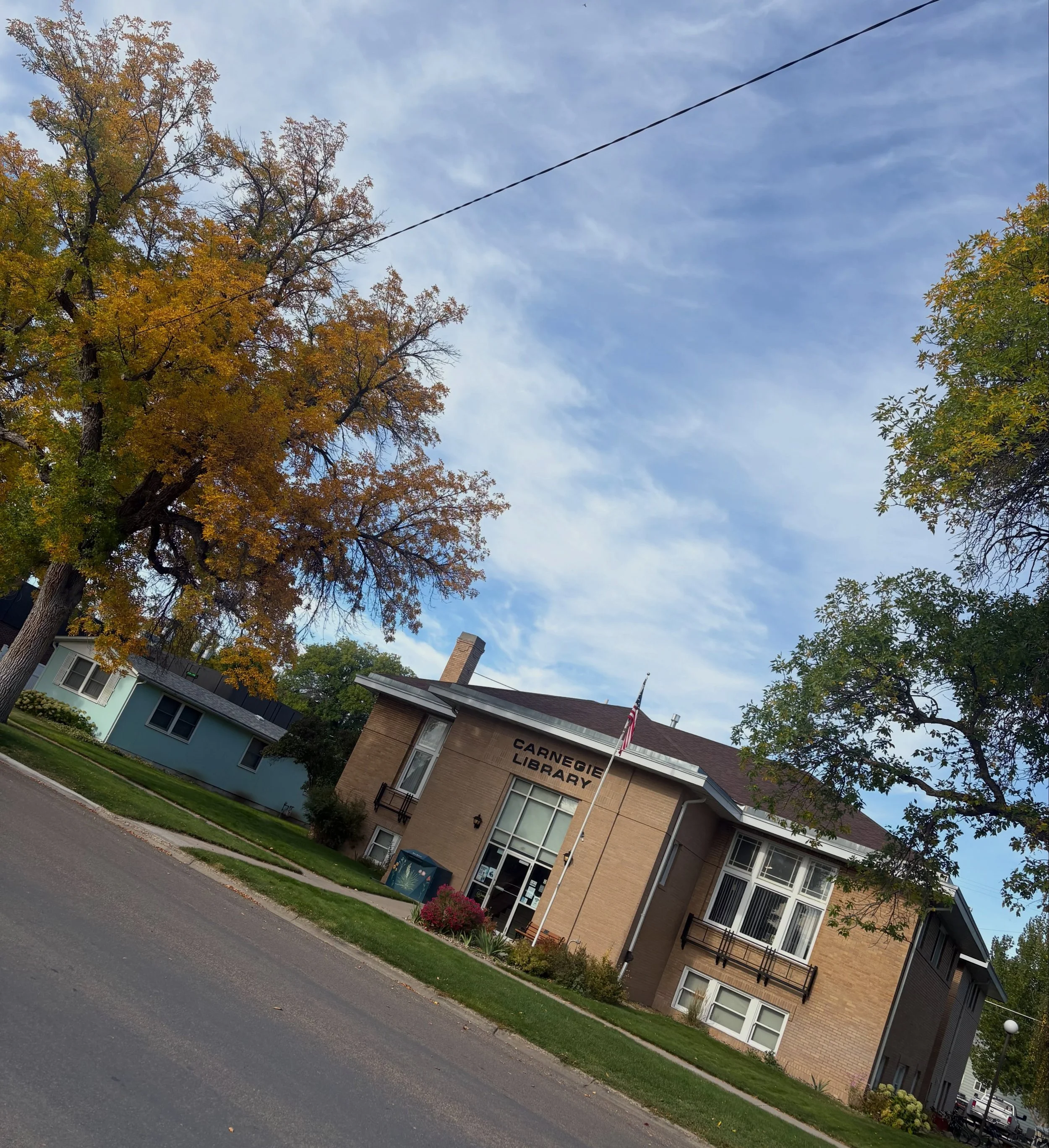 ~Wonder Wednesday~

Do you wonder if the #fortbentonlibrary is open?

We are! Blansett Plumbing saved the day and the water is ready to go. Thank you for your patience and understanding.

#wonderwednesday #open #fortbentonmontana #visitfortbenton