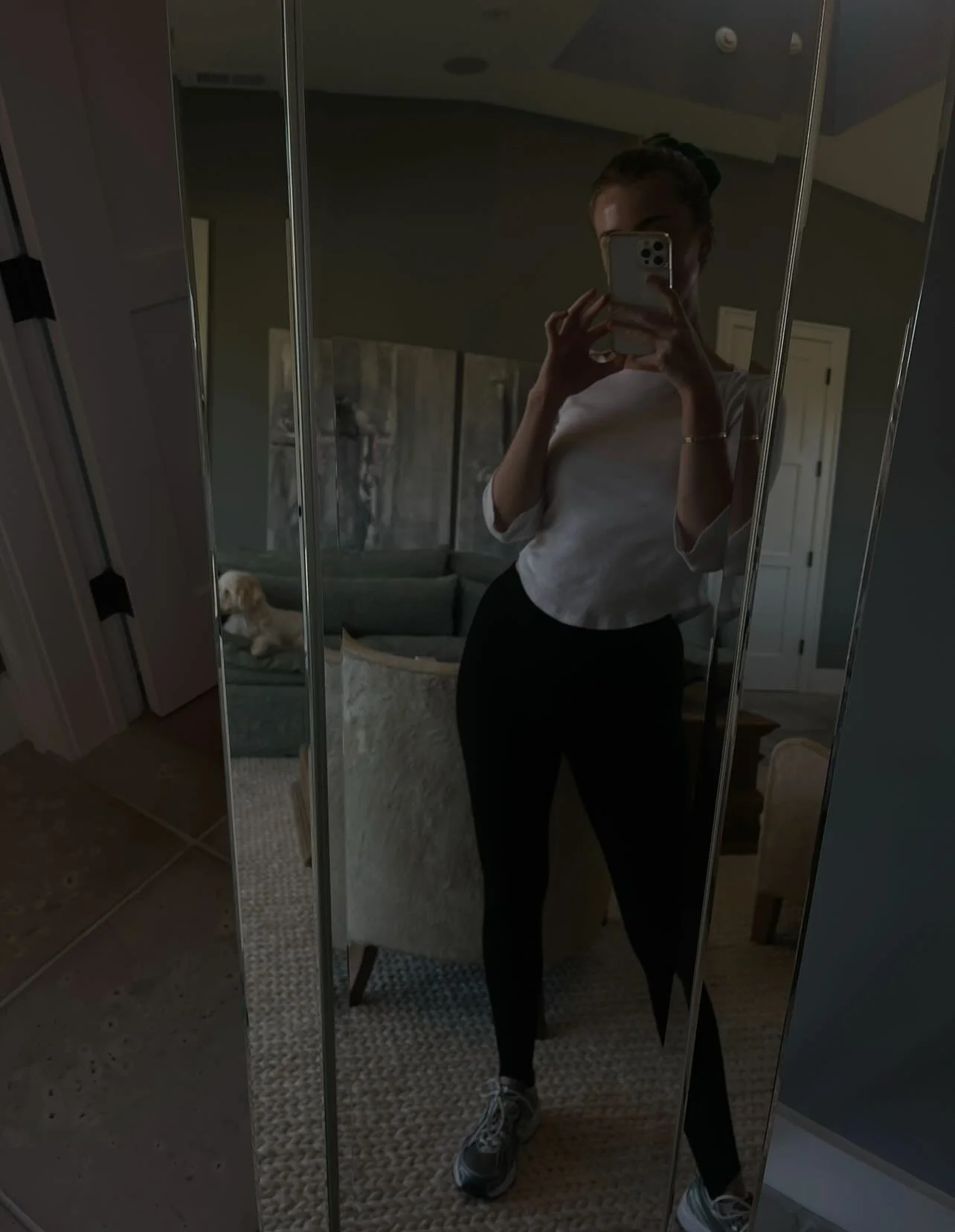 skin&mdash;heart&mdash;nervous system

The three are in constant conversation, responding to subtle shifts in each other. What&rsquo;s mirrored when you pause to listen?

#innercurrent #theheartbalmmethod #holisticwellness #holisticbeauty #skinhealth