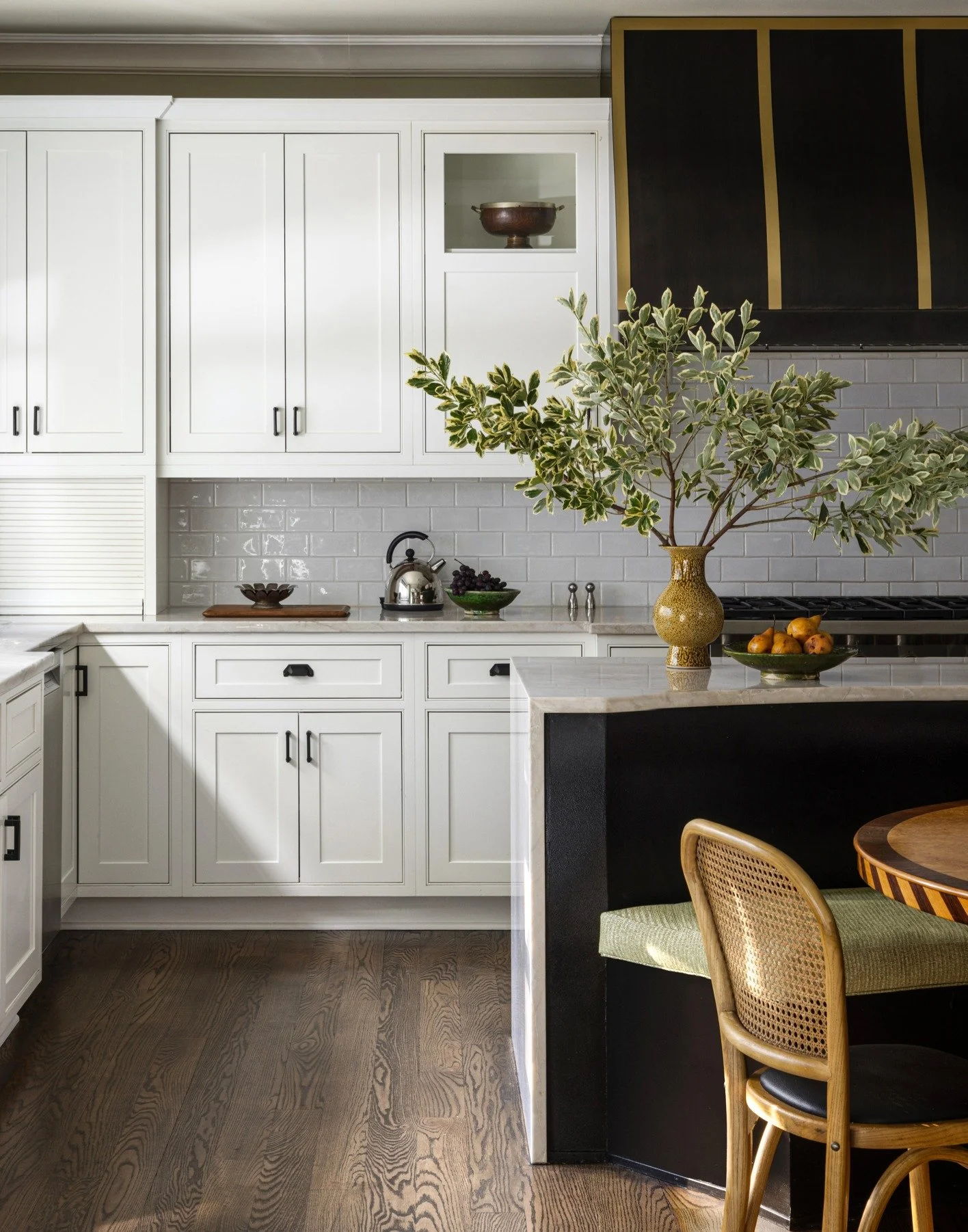 Elegant kitchen detail captured for @lisaandleroy. Styling by @kristihunter.

#interiors #interiorphotographer #architecturalphotographer #interiordesigner #photographer #dcdesigner #dcphotographer #nyphotographer #styling #interiorstylist #kitchen #