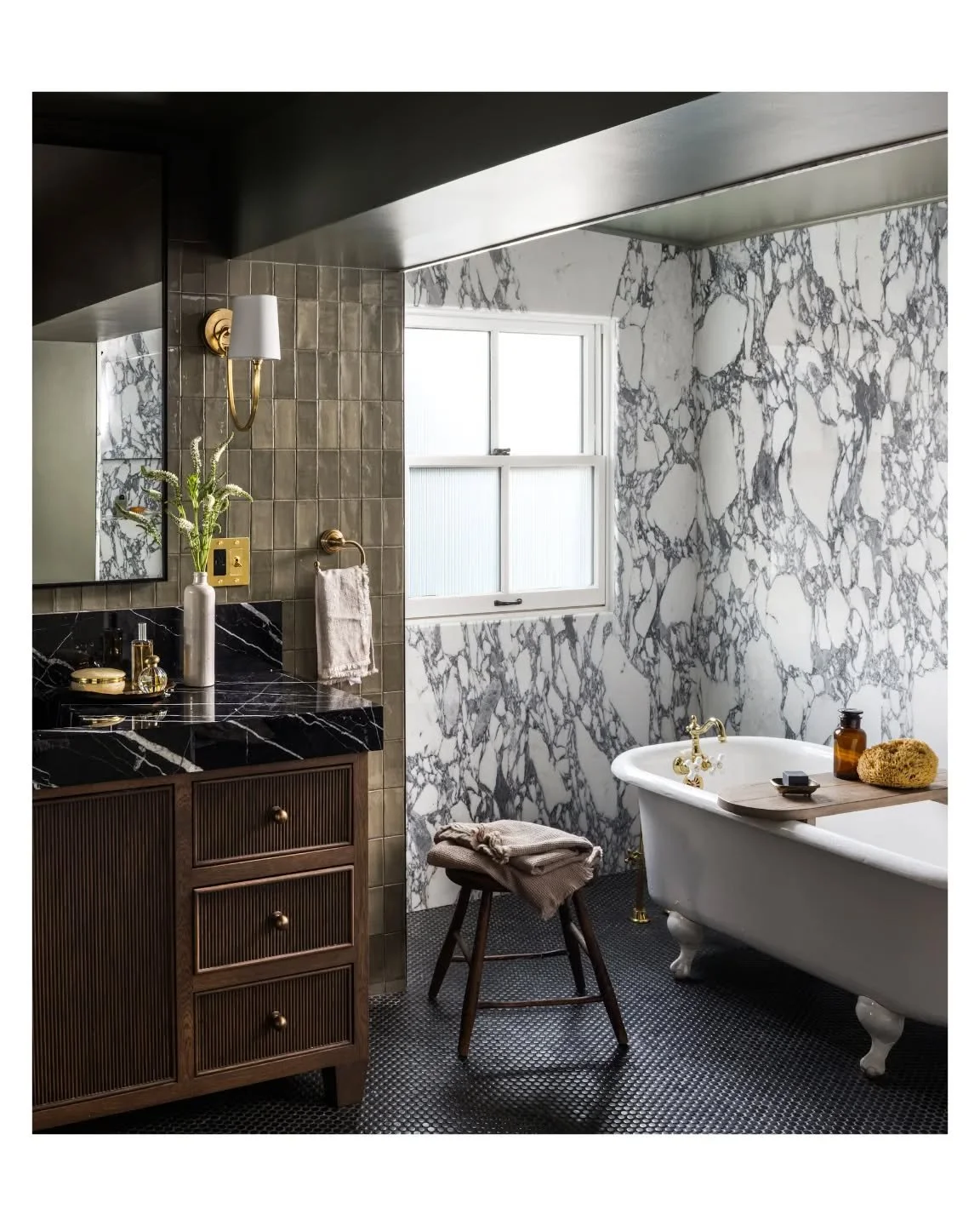 A perfect array of textures in this primary ensuite.
Captured for @christopherzoltandesigns and @uniquekitchensandbaths.
Styled by @limonatacreative
.
.
#interiors #interiorsphotographer #architectureanddesign #architecturalphotographer #dcphotograph