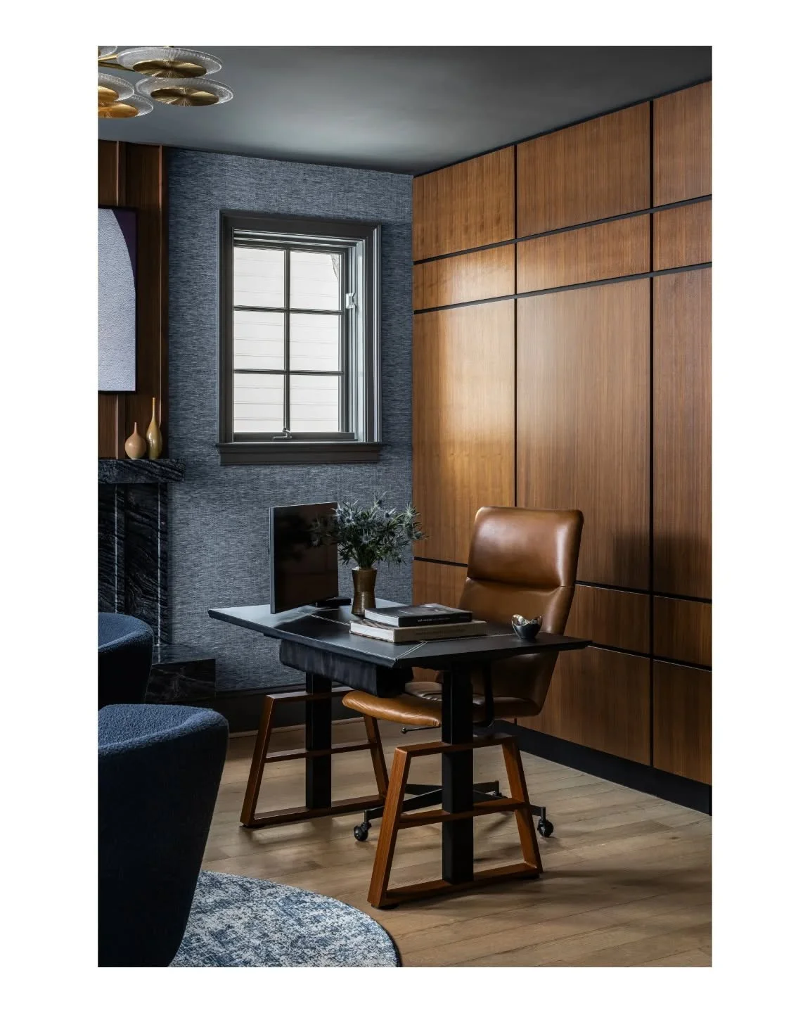 A modern and sophisticated home office captured for @jla_designs . Styled by @kristihunter.
.
.
#interiorsphotographer #dcphotographer #nyphotographer #interiordesign #workfromhome