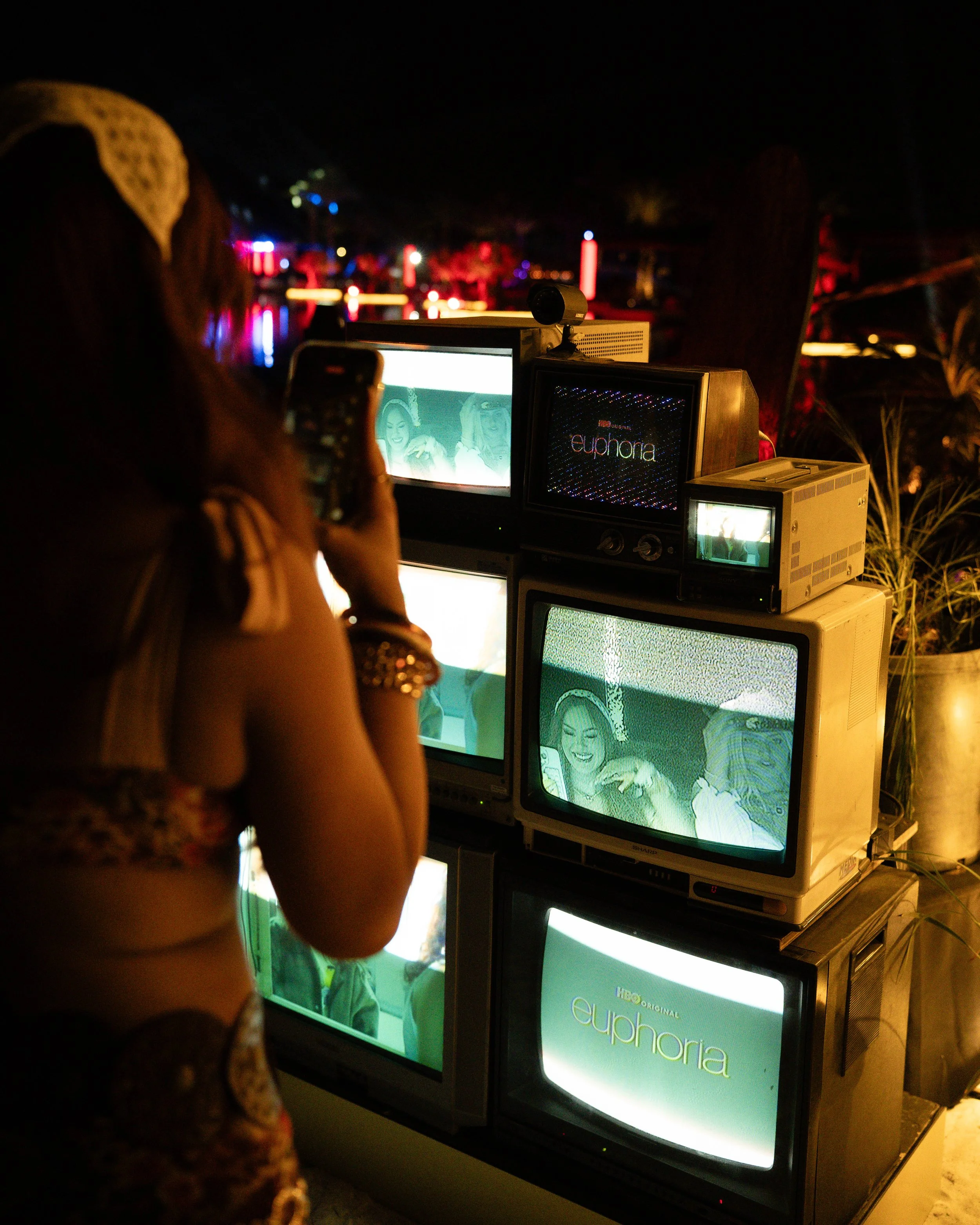 HBO_ZENYARA_DESERTNIGHTS2026_04_17_234405-05097_AMV.jpg
