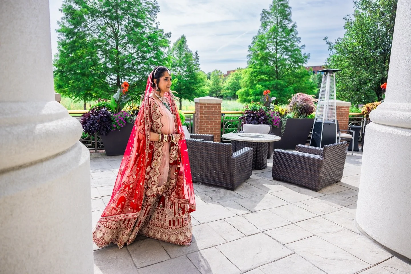 They saw not just each other, but every dream they&rsquo;d ever whispered coming true. 

Bride: Tejal
Groom: @srathod3388 
Planning: @soco36events 
DJ: @dj.umang 
Venue: @hiltoneaston 
Photo/Video: @nitsydegophotography 
@canonusa