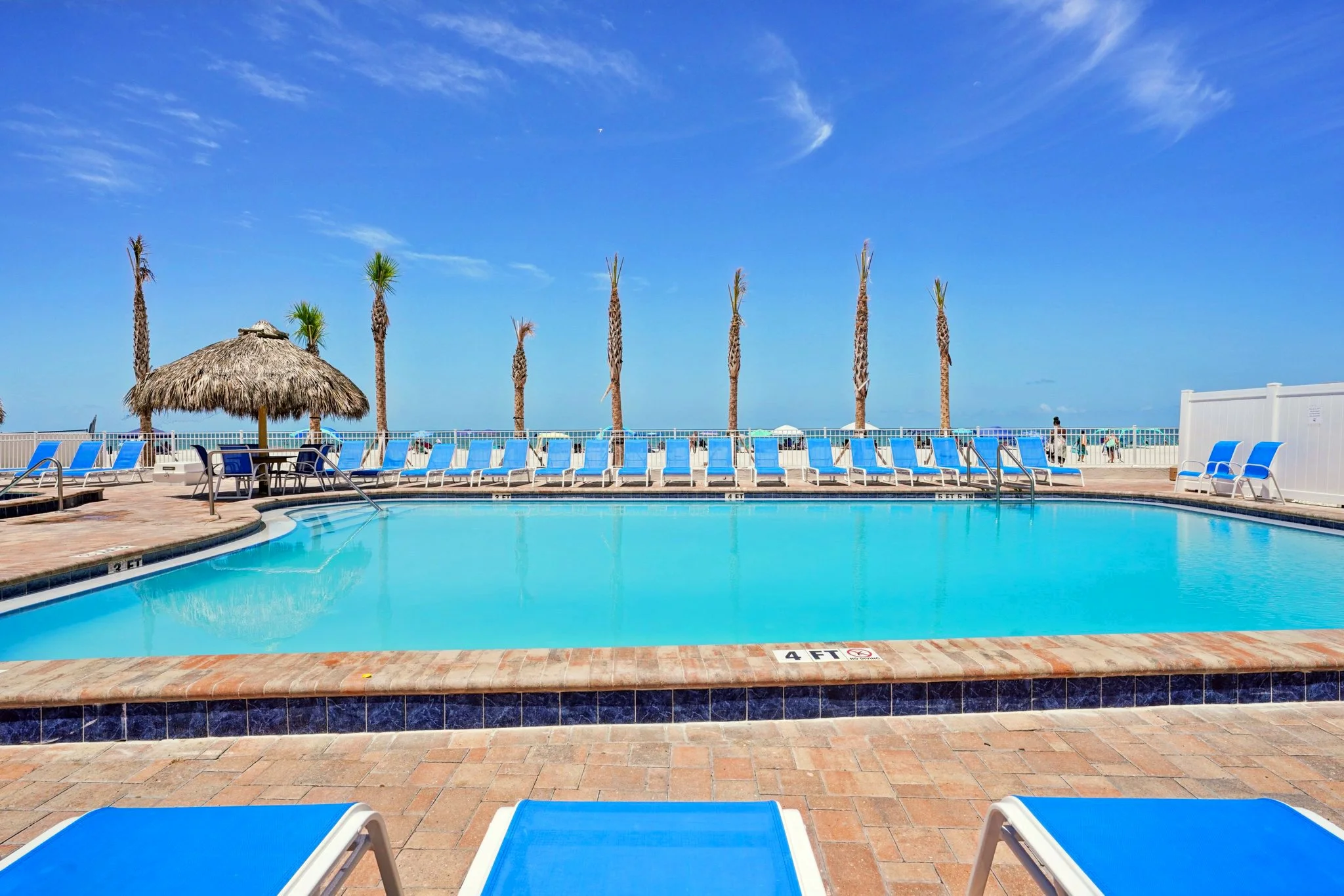 Pool looking at Beach.jpg