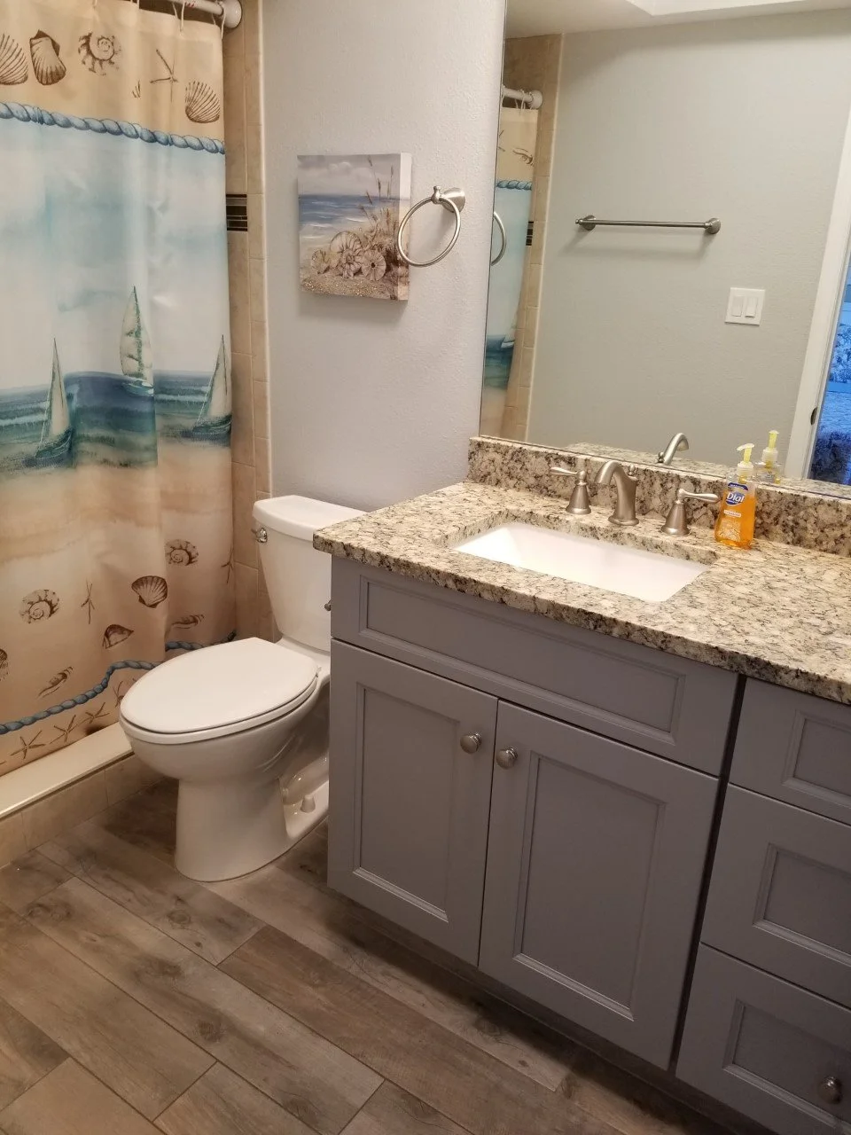 8B-2nd bath.jpg