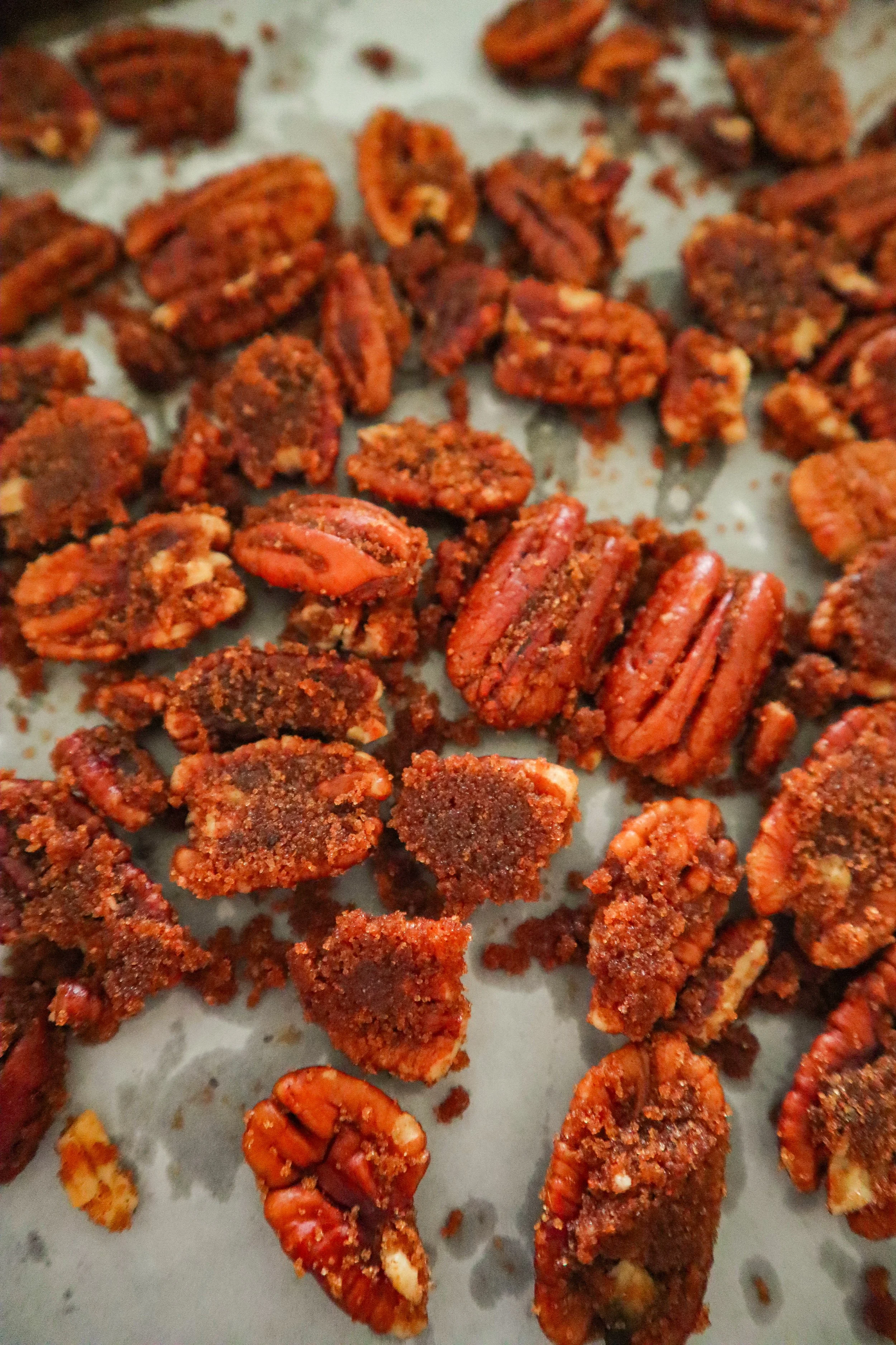 Easy Spiced Praline Pecans Recipe (Refined-Sugar-Free)