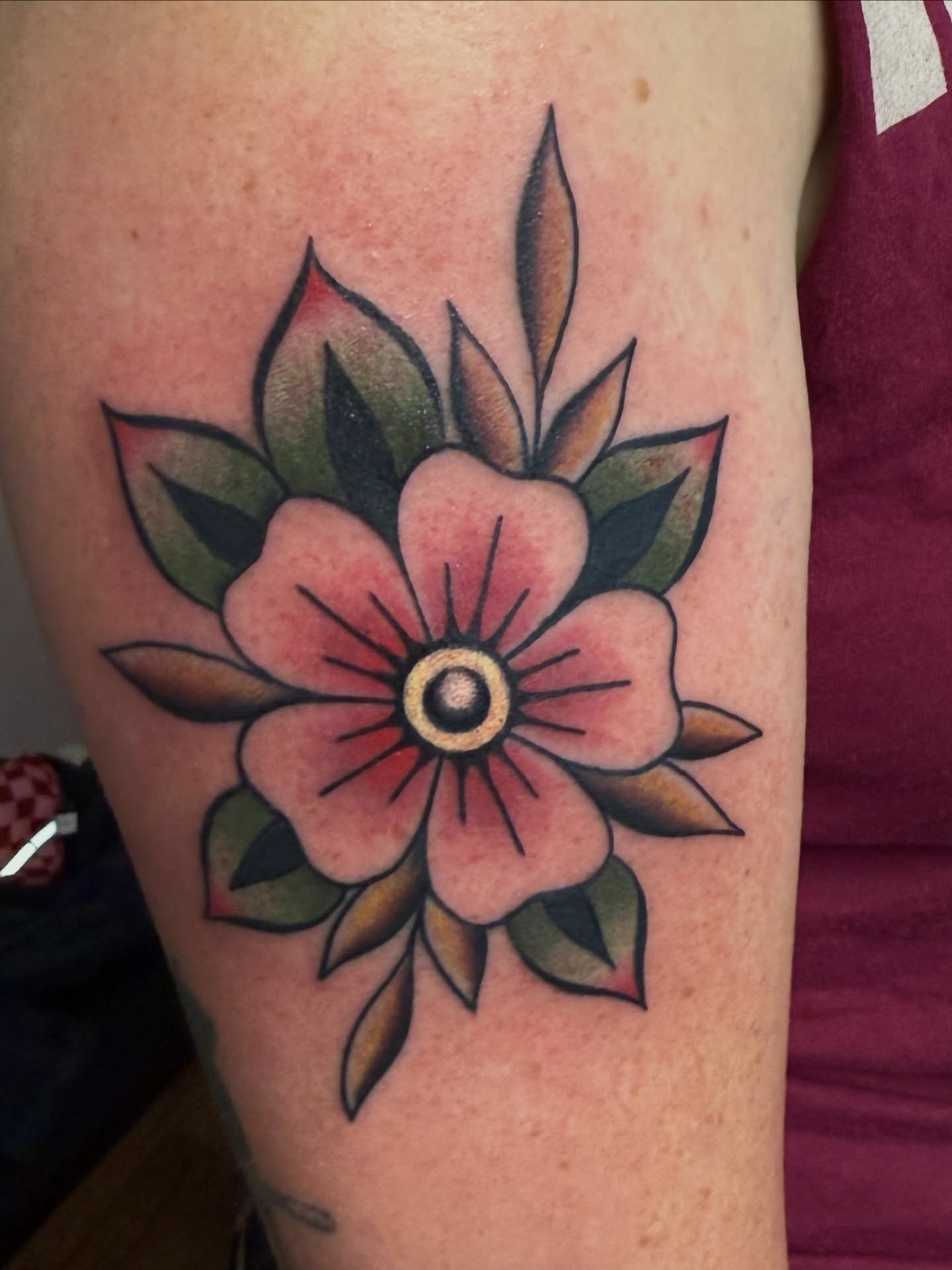 Eyebrow cover up! Thank you so much! I&rsquo;m running a special on trad tattoos bc I love them ❤️❤️❤️❤️❤️ 20%OFF. Dm with your request. Books are also open for everything else in November. Fine line is obviously always welcome, and an option for the