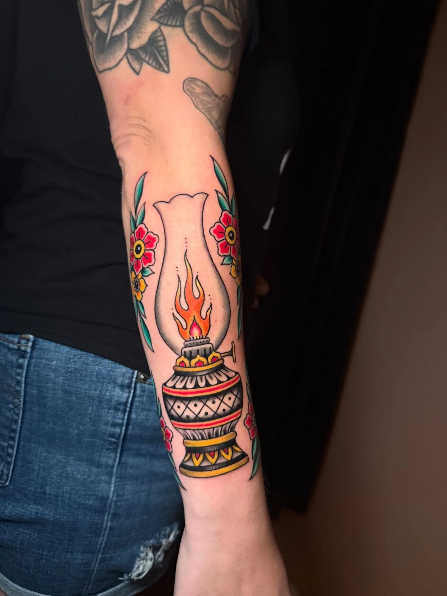 I generally am a muted palette girlie, but bright and bold trad is always fun! Did you know that when the colors settle their intensity changes? The color in the bottle isn&rsquo;t necessarily what you&rsquo;ll get once it&rsquo;s completely healed. 