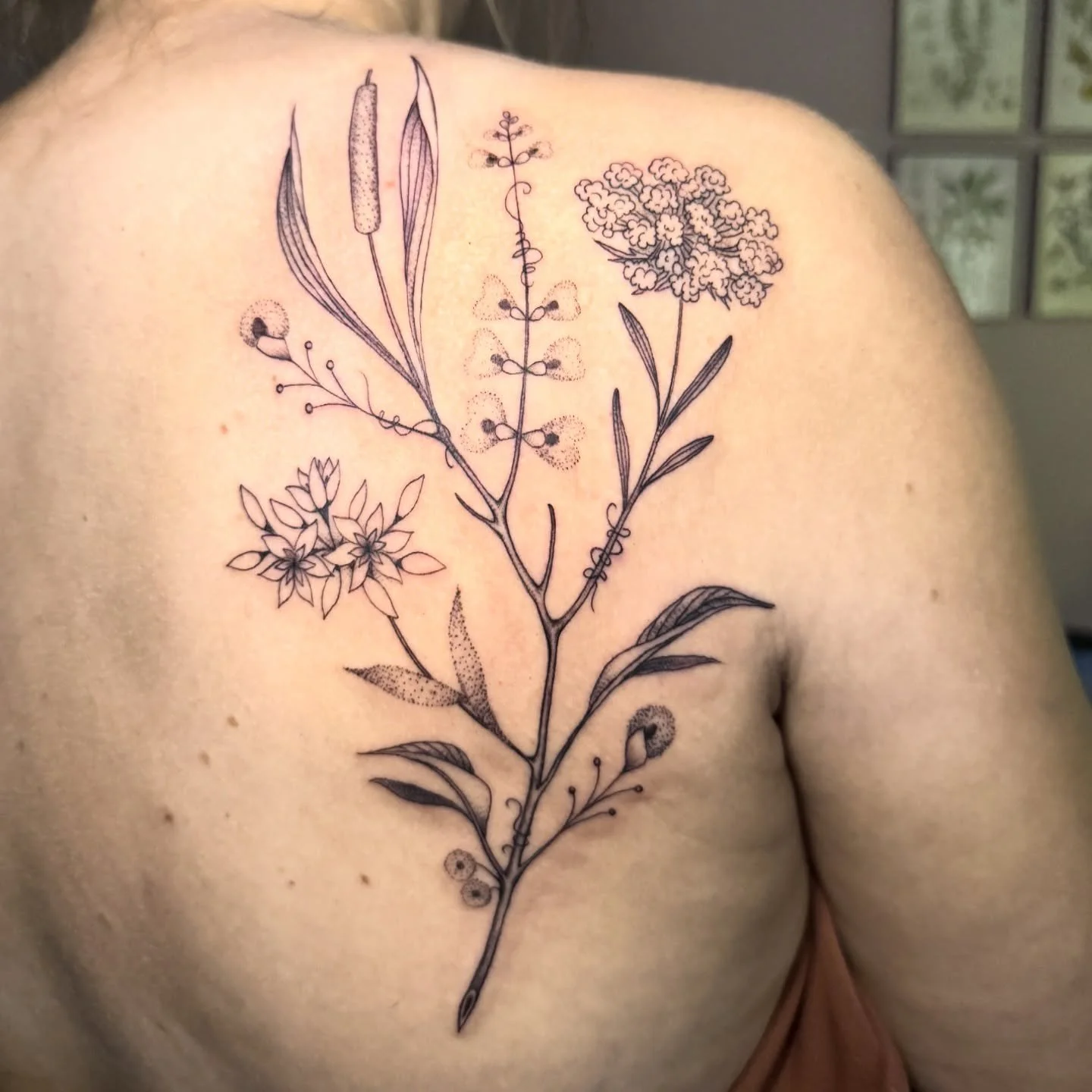 I&rsquo;m fully moved in at Chase Park Warehouse and SO far behind in my posting. This is fun lil project piece I have going on. We&rsquo;re adding color at some point, but it looks great just the way it is! I&rsquo;d LOVE to do more folky botanicals