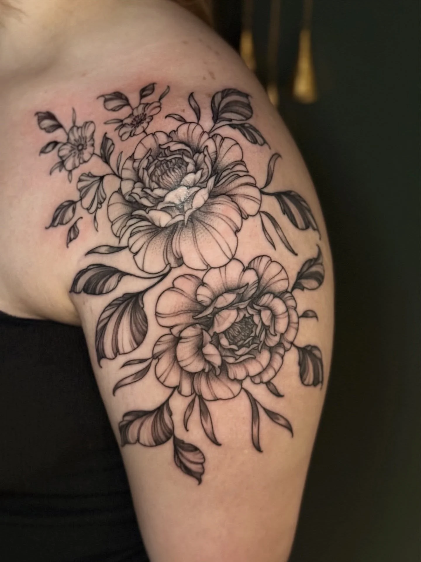 LOVE FLORAL TATTOOS, especially peonies. I&rsquo;m so pleased with how these turned out. There&rsquo;s still availability for June. Hit me up if you&rsquo;d like to book! Request for is in my profile. Hope everyone had fun at Twilight and GDay this p