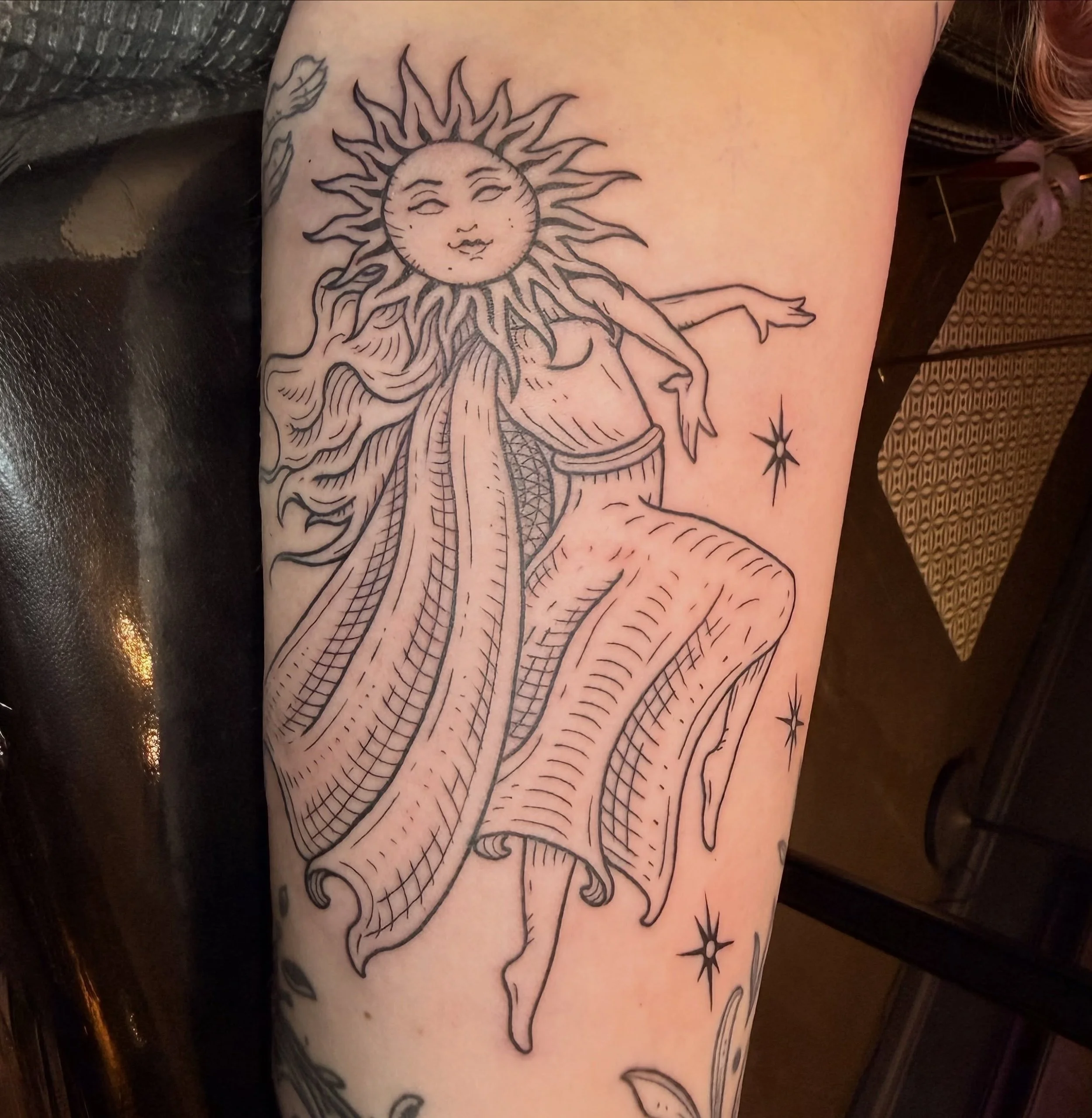 Bringin&rsquo; a lil whimsy to ya&rsquo;ll with this medieval etching inspired dancing sun lady. Books are open for July. Submit a request by using the Jotform link in my profile or sending me a DM. Thanks! #athensga #athensgatattoo #atltattooartist 