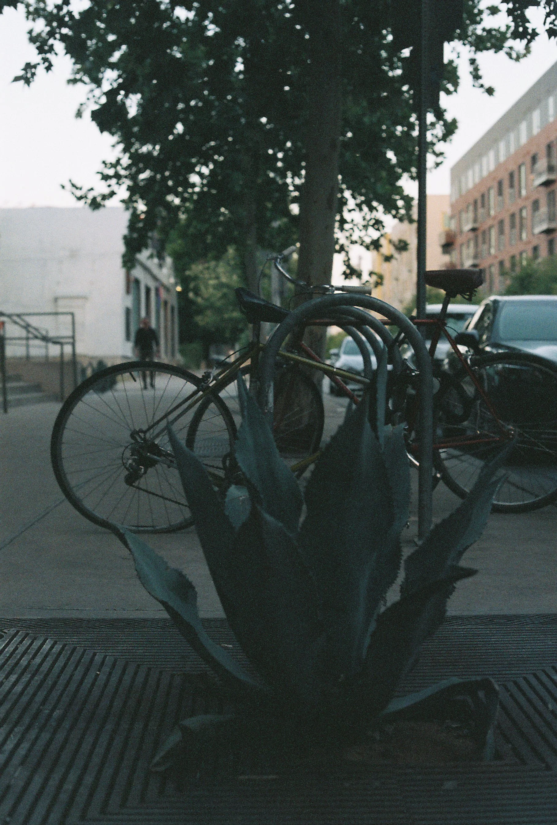 9351020358-R1-012-4A.jpg