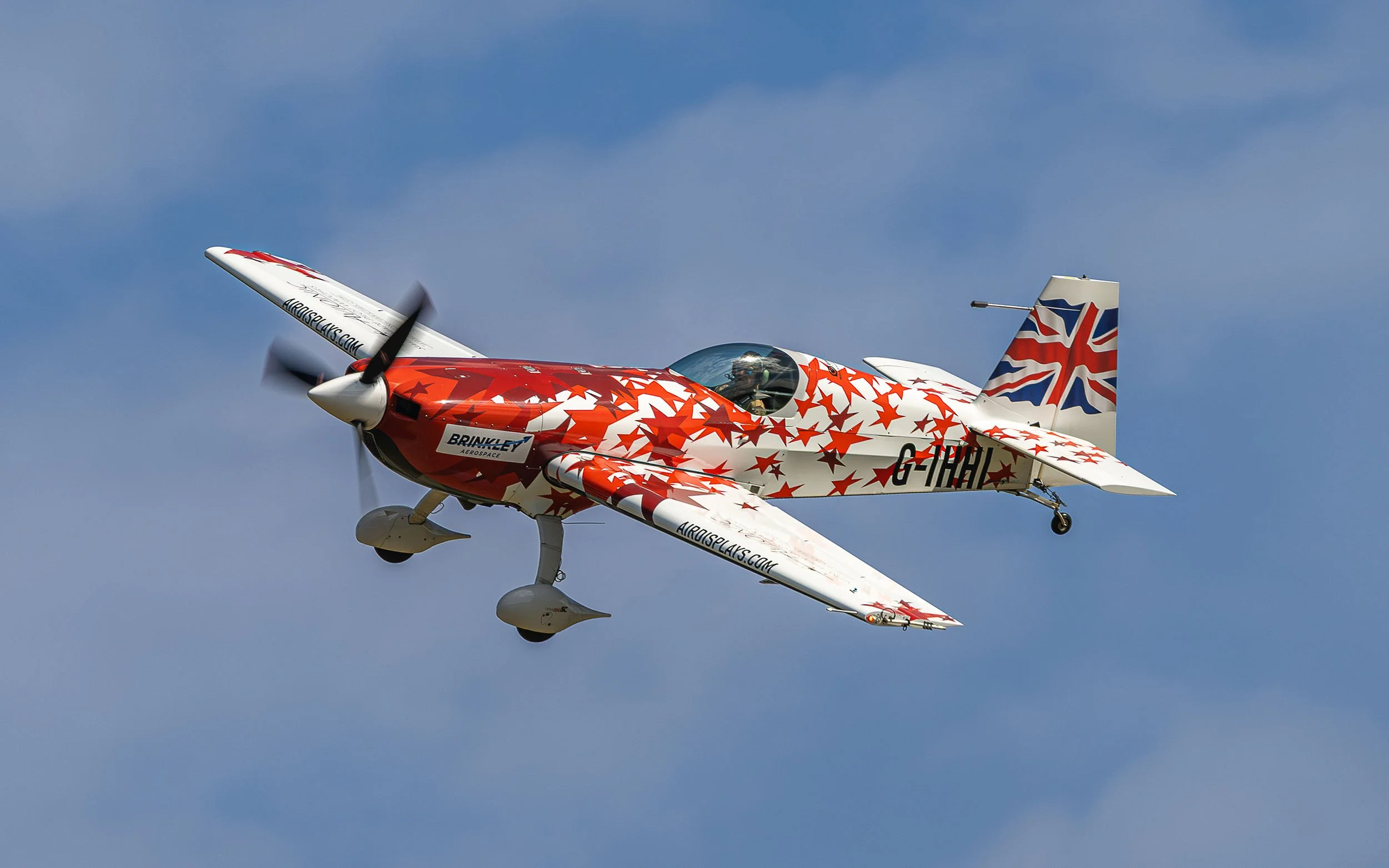 Extra EA-330SC | Festival of Flight Airshow