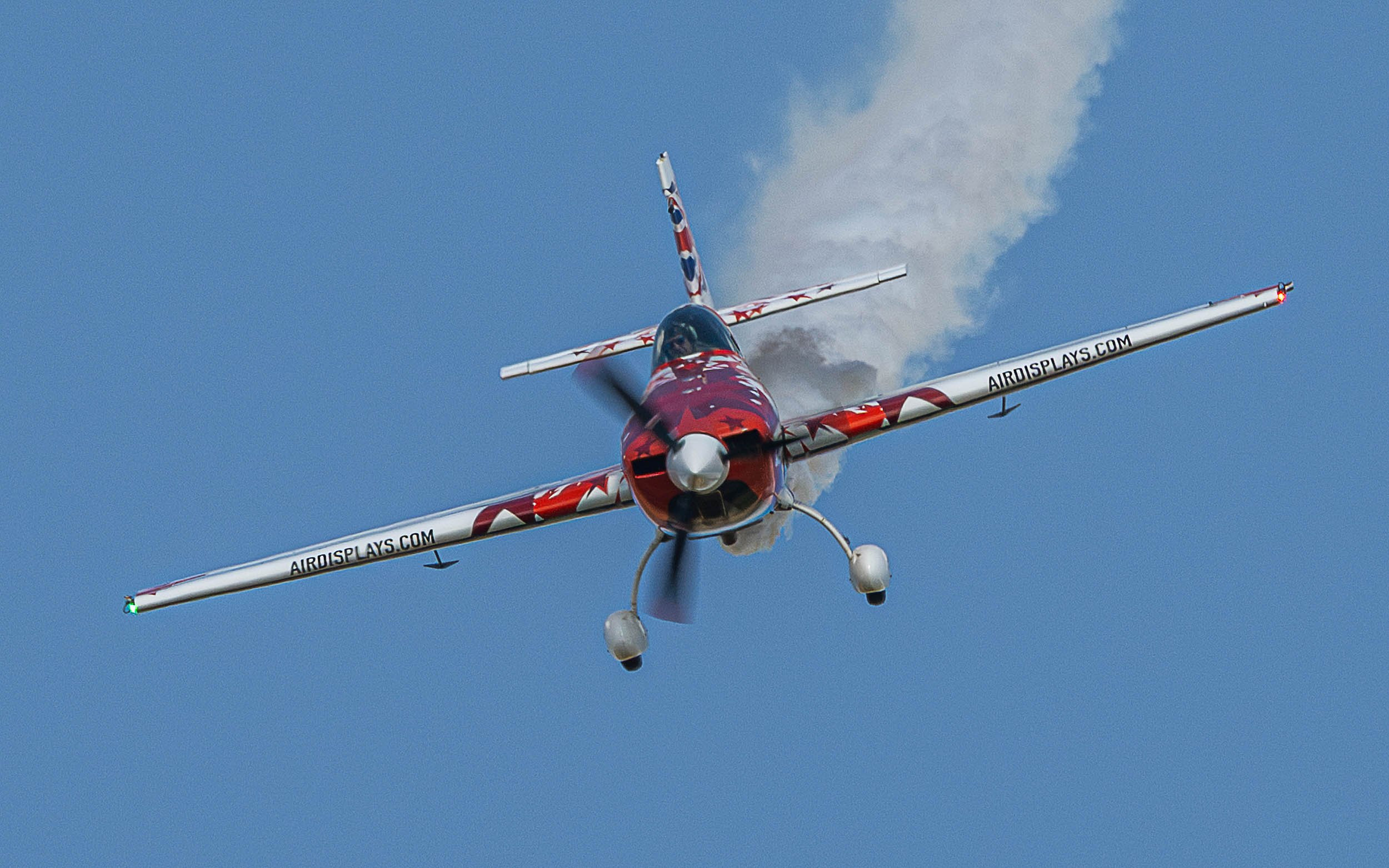 Extra EA-330SC | Festival of Flight Airshow