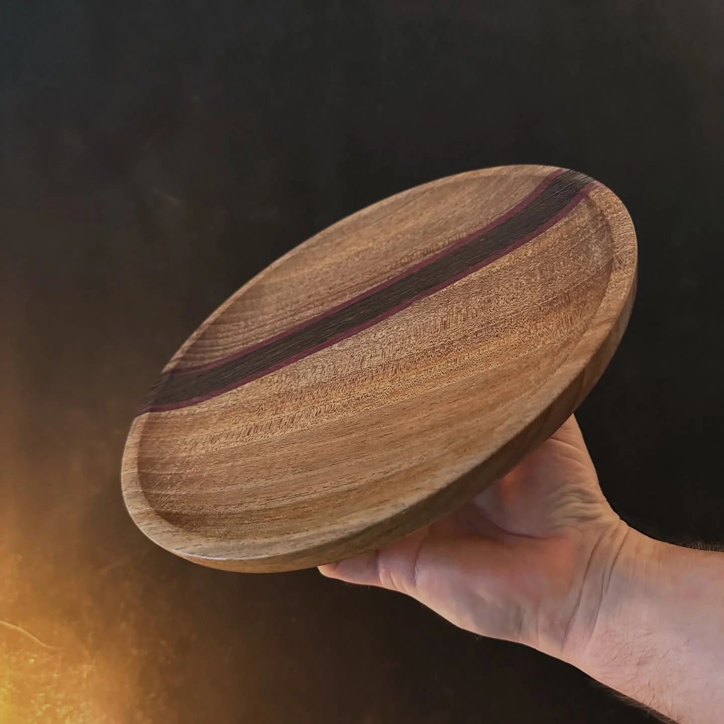 I originally made this as a base for a set of stacking rocks, however ended up making another one for that set.

It&rsquo;s a thick as plate/catch all made from Tasmanian Blackwood, Purpleheart and Wenge from @carvingandturningtimbersales and @popssh