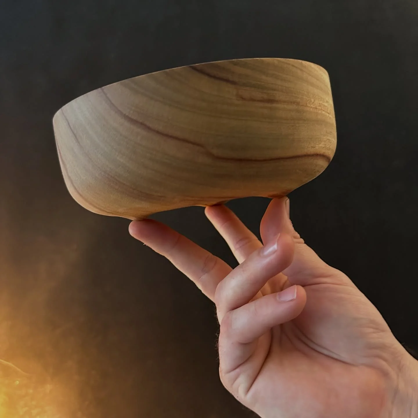 A teenie tiny footed, straight edged snack bowl 🥣 

Available now Ourlittleshed.com

Want to make your own? Camphor Laurel Bowl blank from @popsshedshop 

#woodendecor #wooden #woodenbowl #australianmade #handmade #bowl #terrigalnsw #terrigal #centr