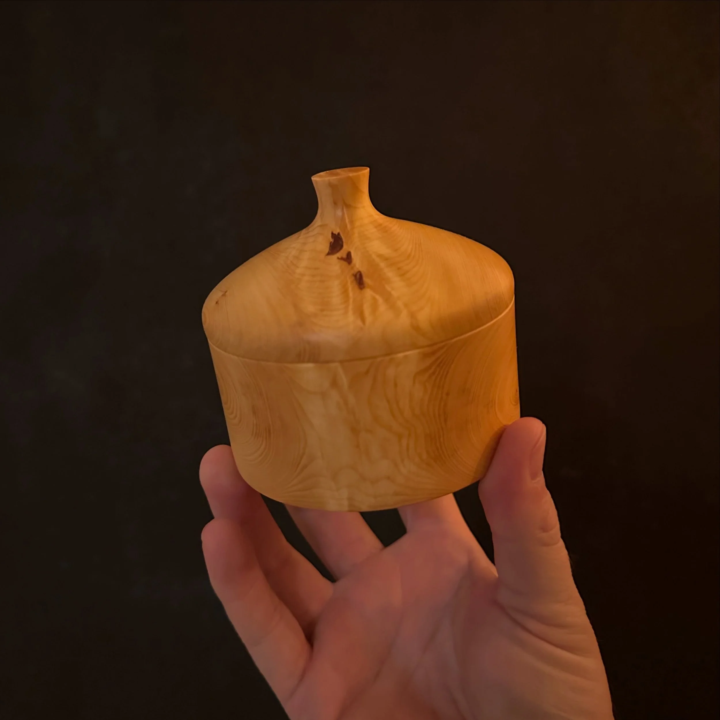 (Scroll across to see the surprise inside!)

I Can&rsquo;t wait to get back into the workshop and make more little boxes like this!

This one a special commission piece, made from a special piece of Huon Pine from @carvingandturningtimbersales 

Huon