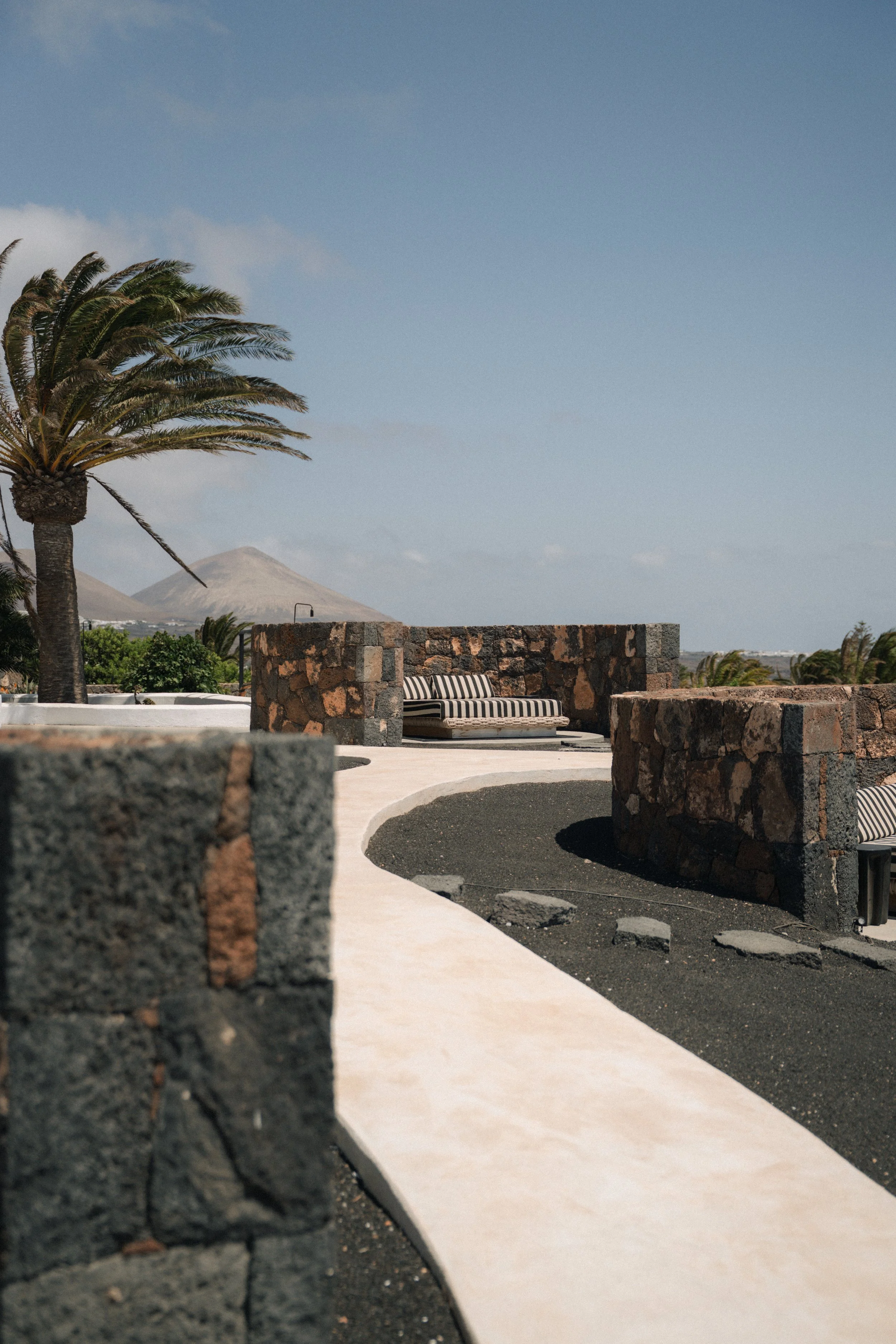 cesarlanzarote-13.jpg