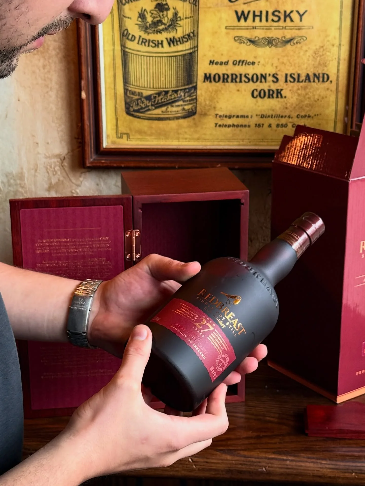 Redbreast 27 Year Old. Single pot still, aged nearly three decades in ruby port casks.

Rich, jammy fruits, toasted nuts, leather and spice &mdash; the kind of whiskey that doesn&rsquo;t just sip, it lingers. A bottle for true believers, and one of t