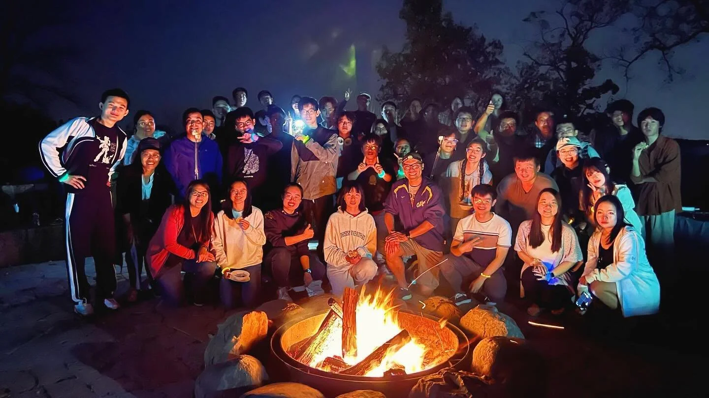 Last Friday 10/11 was nothing short of magical! 🌟 We gathered at Picnic Point for a cozy bonfire, complete with clam chowder, roasted sausages, and of course, s&rsquo;mores! 🔥🍲🌭 The night lit up with light painting, and we got to celebrate some s