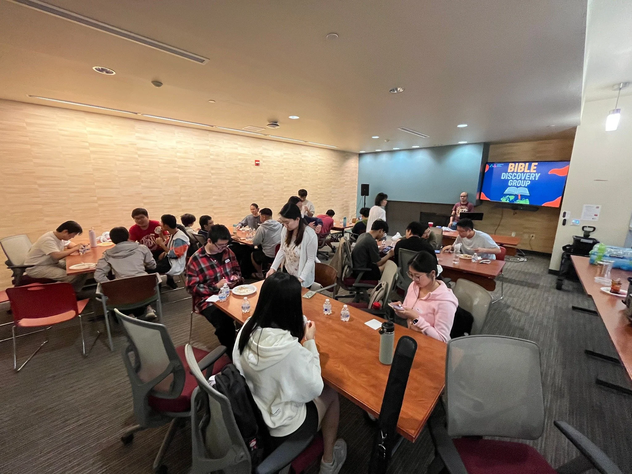 This past Friday we ate mapo tofu 🍚 at Bible Discovery Group, played a game of minute to win it ✏️, learned about God&rsquo;s intended perfect world 🌳, and went out for a game of mini golf ⛳️

On Saturday, some of the girls went out for apple picki