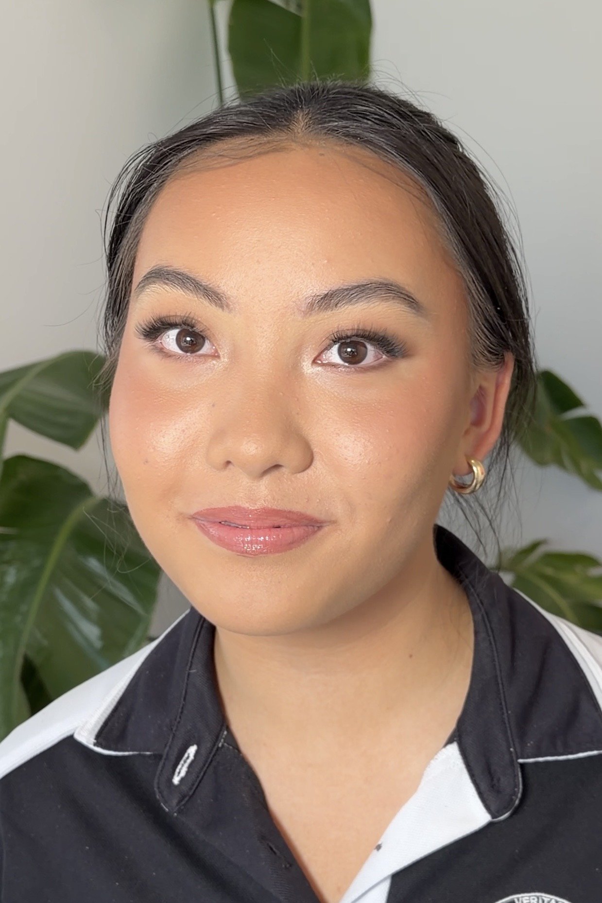 natural formal makeup fluffy lashes bronze glowy glam