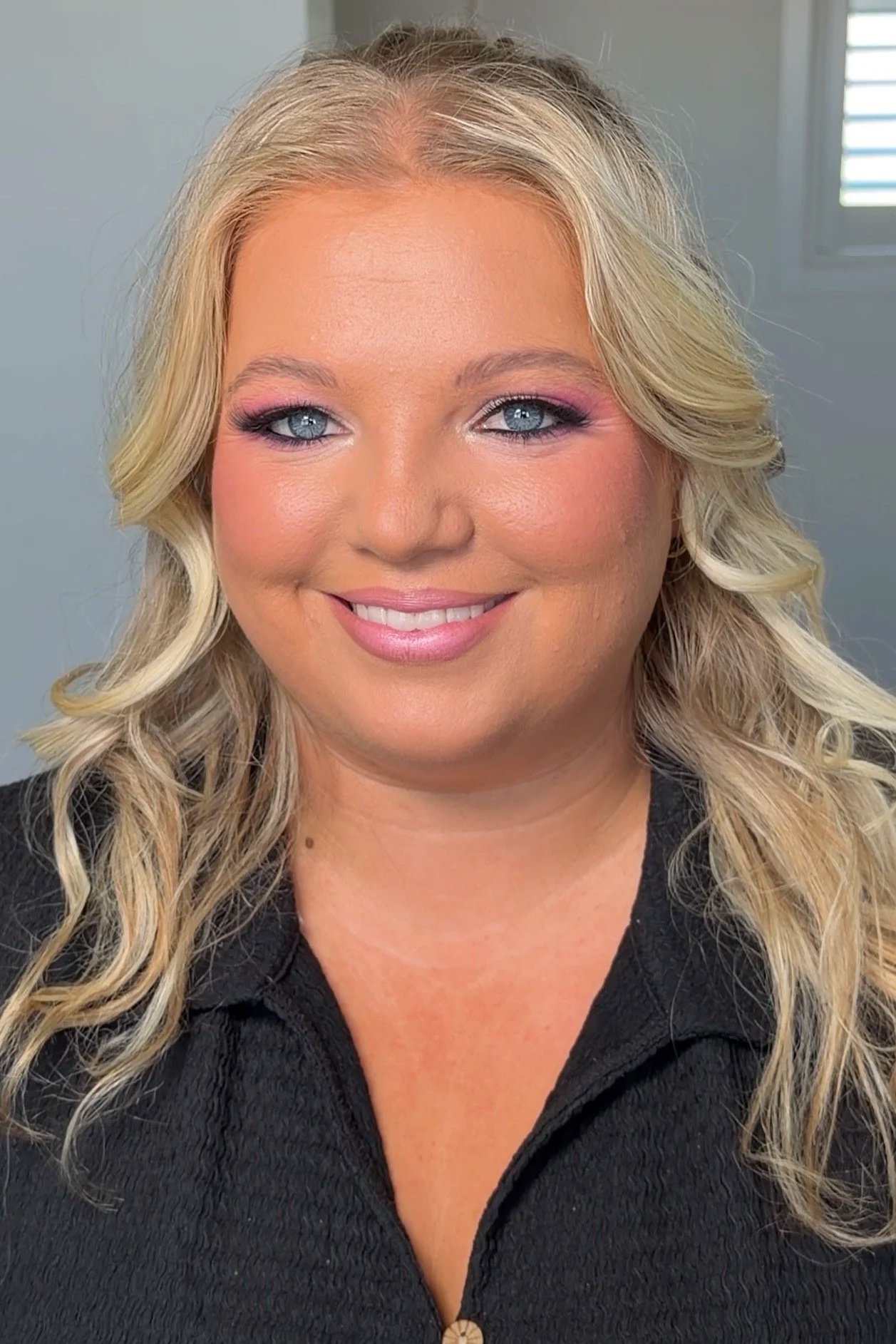 pink and black hens day glam makeup looks