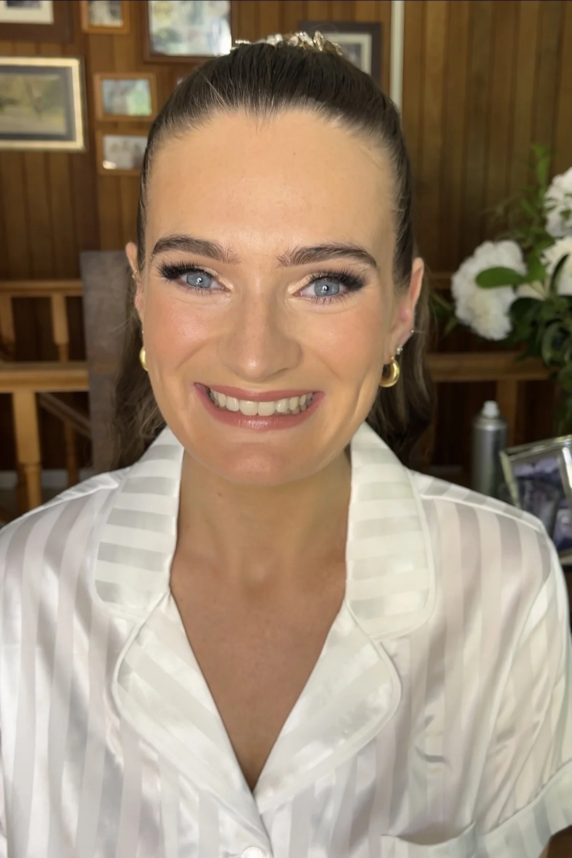 bride makeup soft glam makeup look glowing Adelaide bridal makeup artist