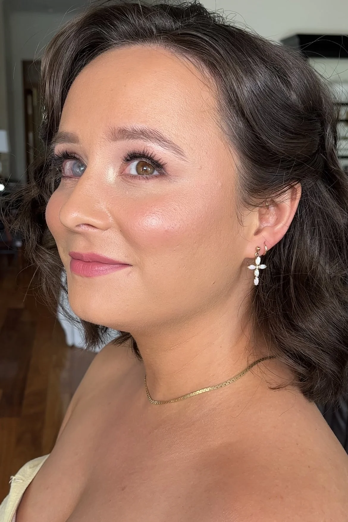 Airbrush Makeup Artist Adelaide Saubhaya Makeup