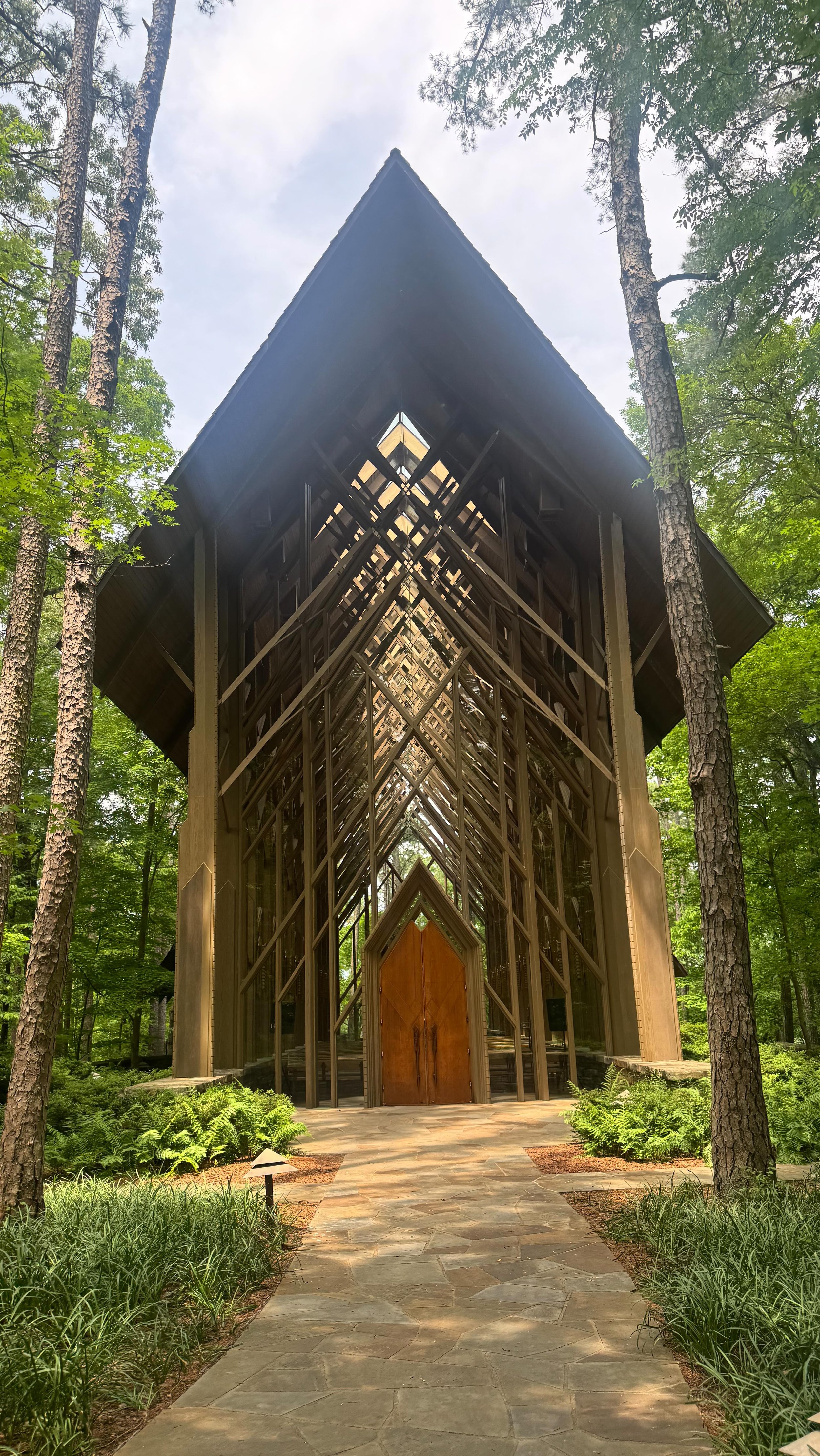We got to visit the stunning @anthony_chapel last month & it’s even more breathtaking in person! We cannot wait for our couple to get married here in 2026!π₯β¨π€π
#tulsaweddingplanner #2025bride #2026bride #oklahomaweddingplanner #arkansas