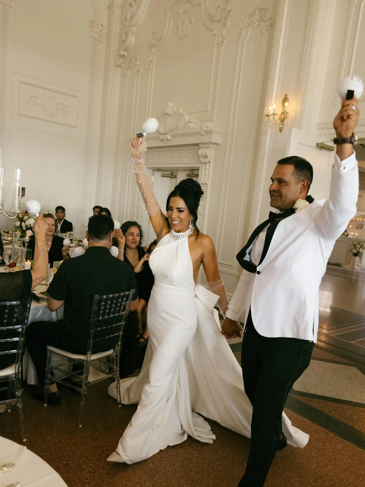 Make it Magical @themayohotel β¨π€πΏ
Dariela & Edgar shared their day with their closest family & friends - Here’s a sneak peek into their perfect day with so much more to come!π
Venue: @themayohotel
Wedding Planner: @infinityroseeve