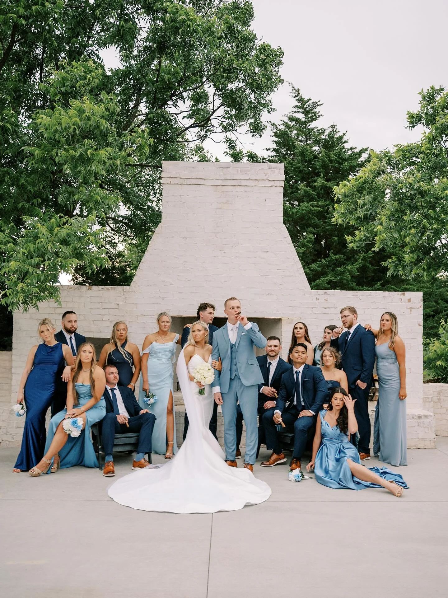 Surround yourself with your favorite people on your big day - best decision ever!!! ππ½π«Άπ½
Venue: @therangeok
Wedding Coordinator: @infinityroseeventsco
Photography: @sierraellisphotography
Videography: @joshualandonfilms
Bartending: @okiesoir