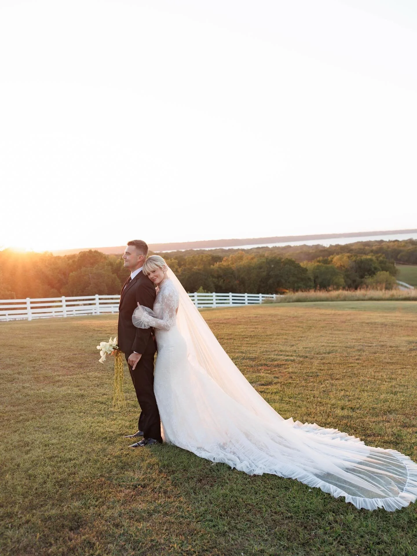 This dress though!!!! >>> 🥹😍

Venue: @lakeviewhills 
Wedding Planner: @infinityroseeventsco 
Photography: @candicevannphotography 
Videography: @andibravo_ 
Catering &amp; Bartending: @just_cateringbyorr 
Hair: @ksheltonbeauty 
DJ: @thesou