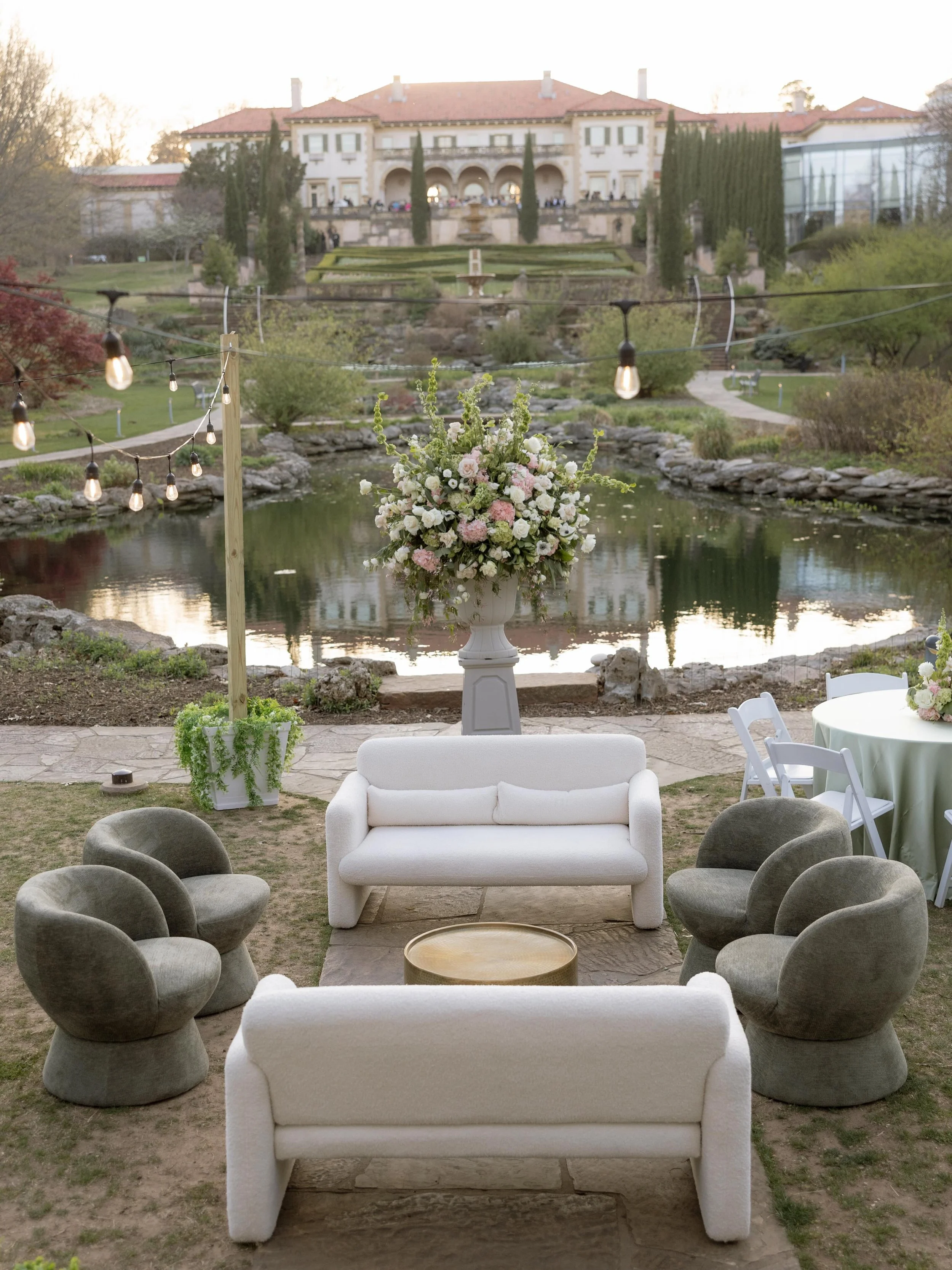 A garden party filled with the ones you love the most 💚🍃💐🌿⛲️

Venue: @philbrookmuseum 
Wedding Planner: @infinityroseeventsco 
Photography: @cassidyelise.co 
Hair: @sampalmerhair 
Makeup: @mlbartistry 
Rentals: @partyperfectok 
Lounge Rentals: @s