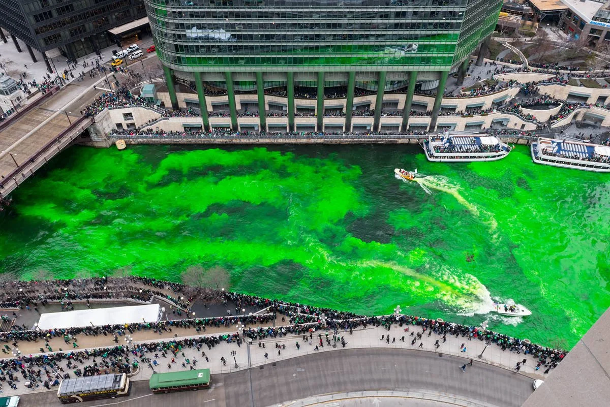 Dyeing of the River Green