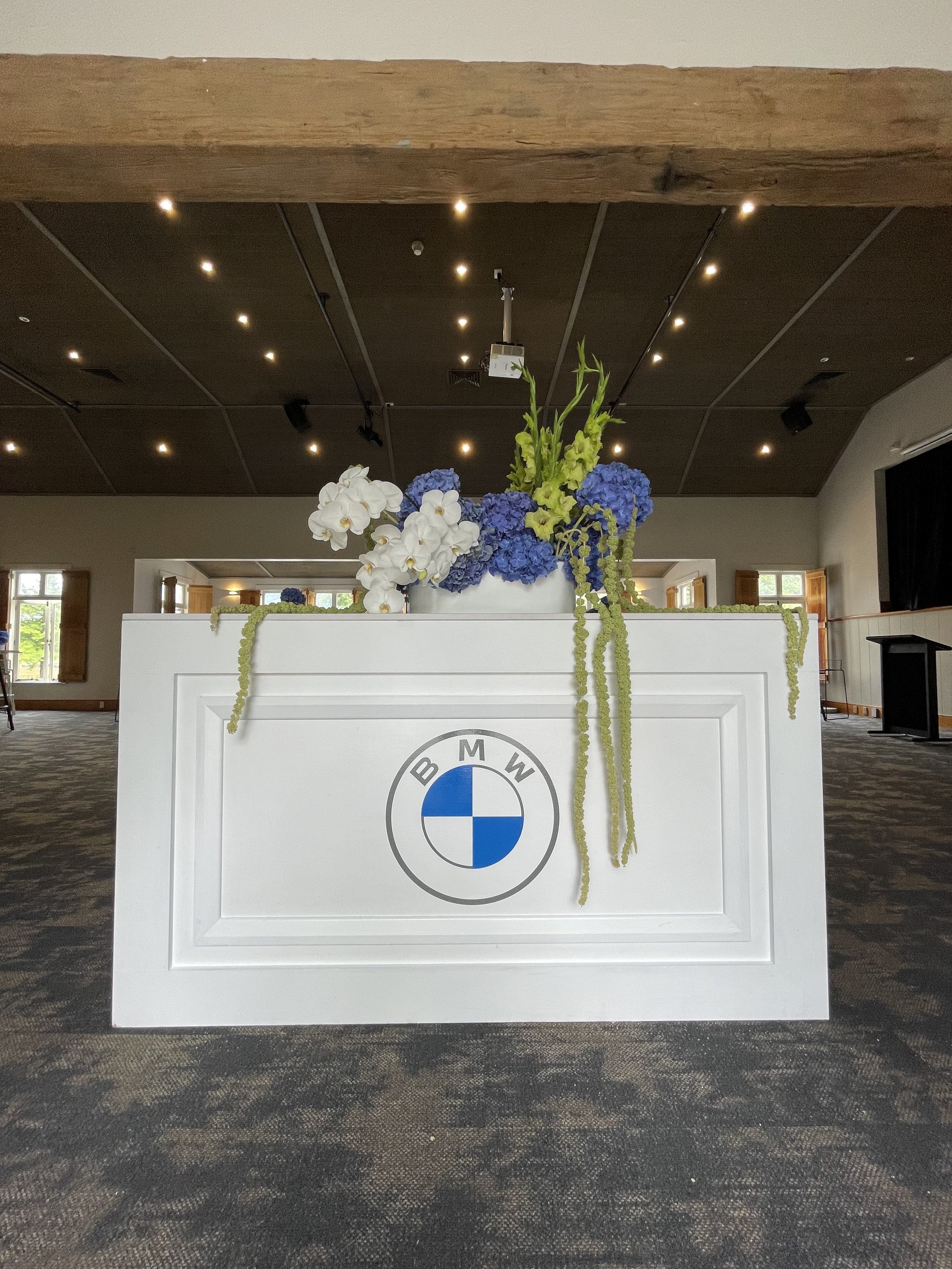 BMW Bar.jpg