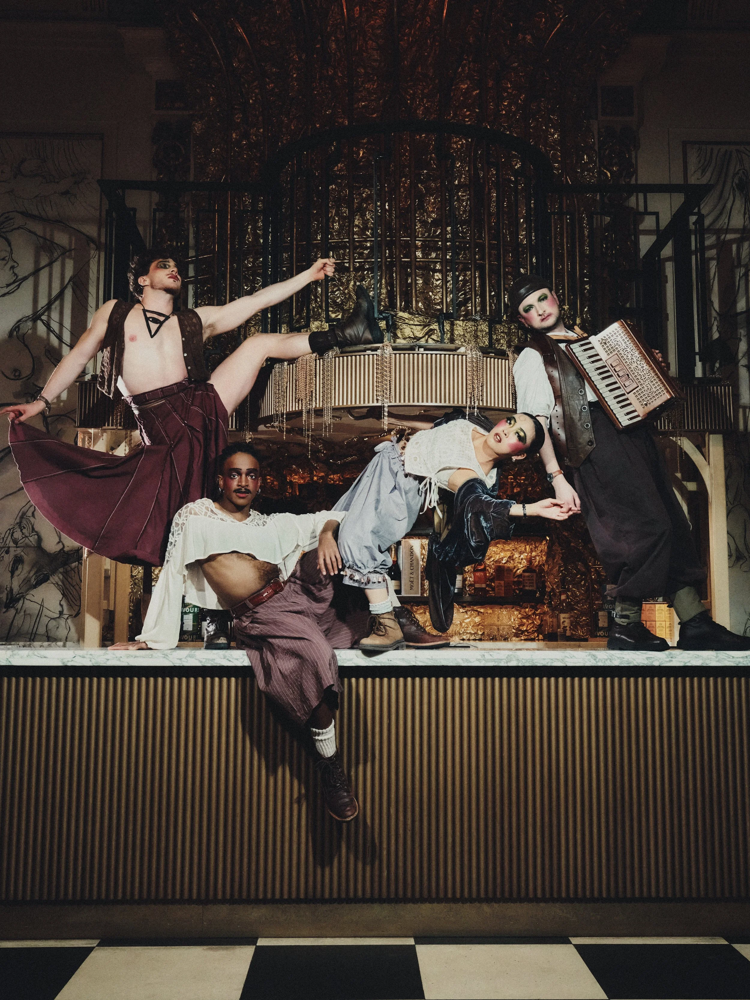 One Language, Multiple Voices: Cabaret’s Prologue 