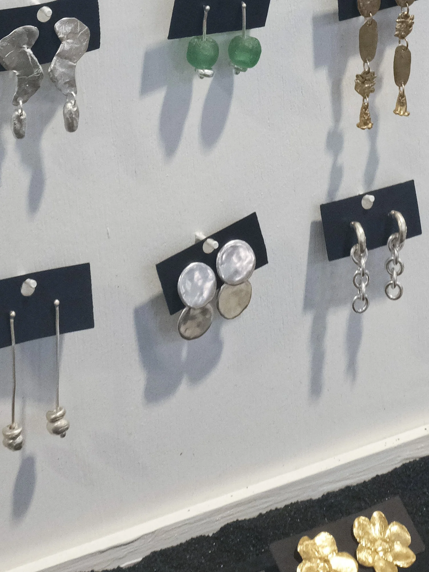 Double-Discs-Earrings-on-Pegboard.jpg
