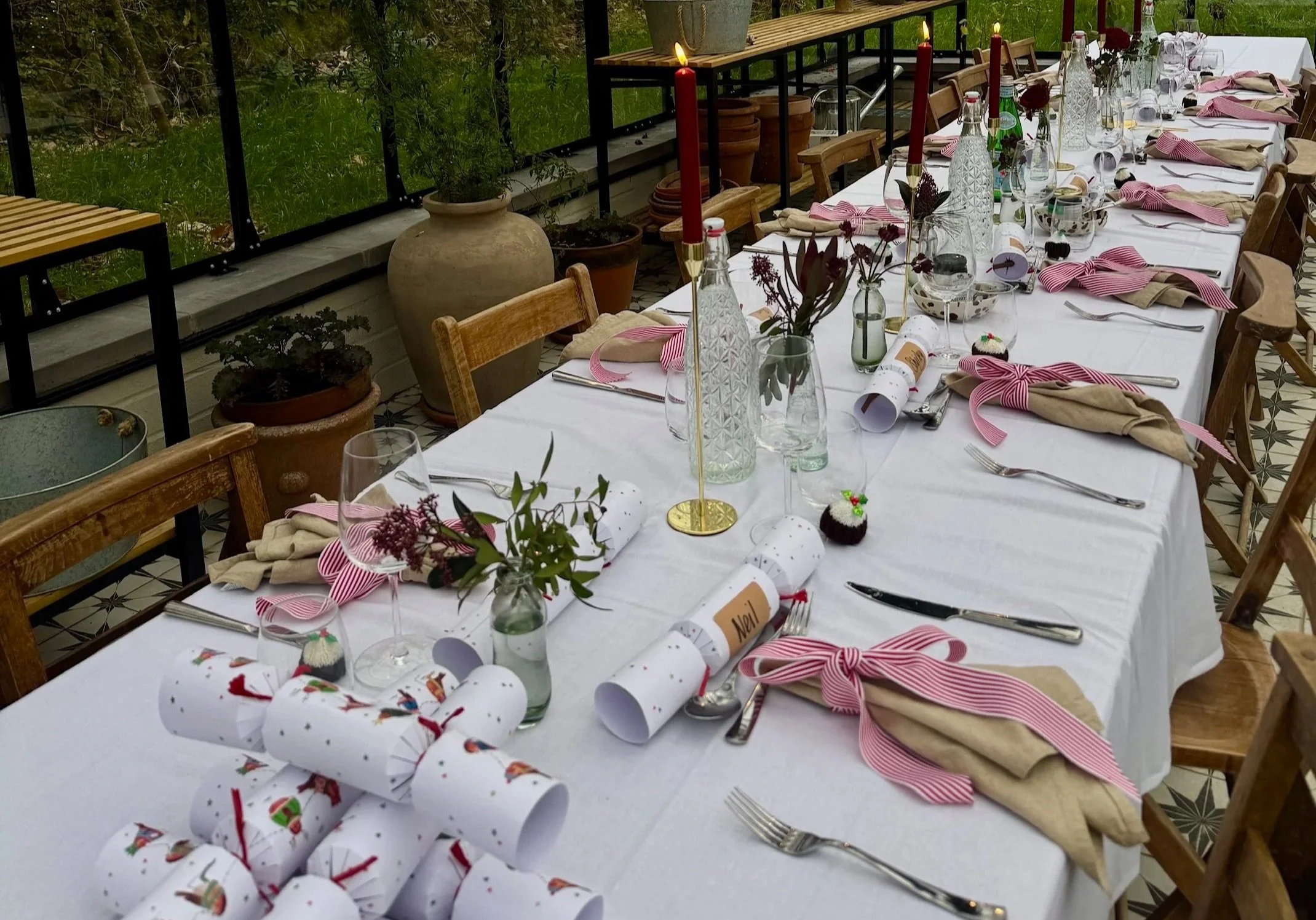 White Tablecloths £30 (must be used with own runner)