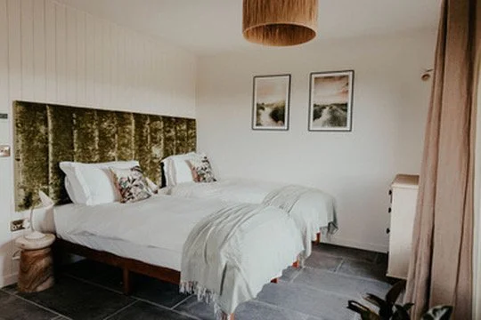 3 night's luxury cottage accommodation
