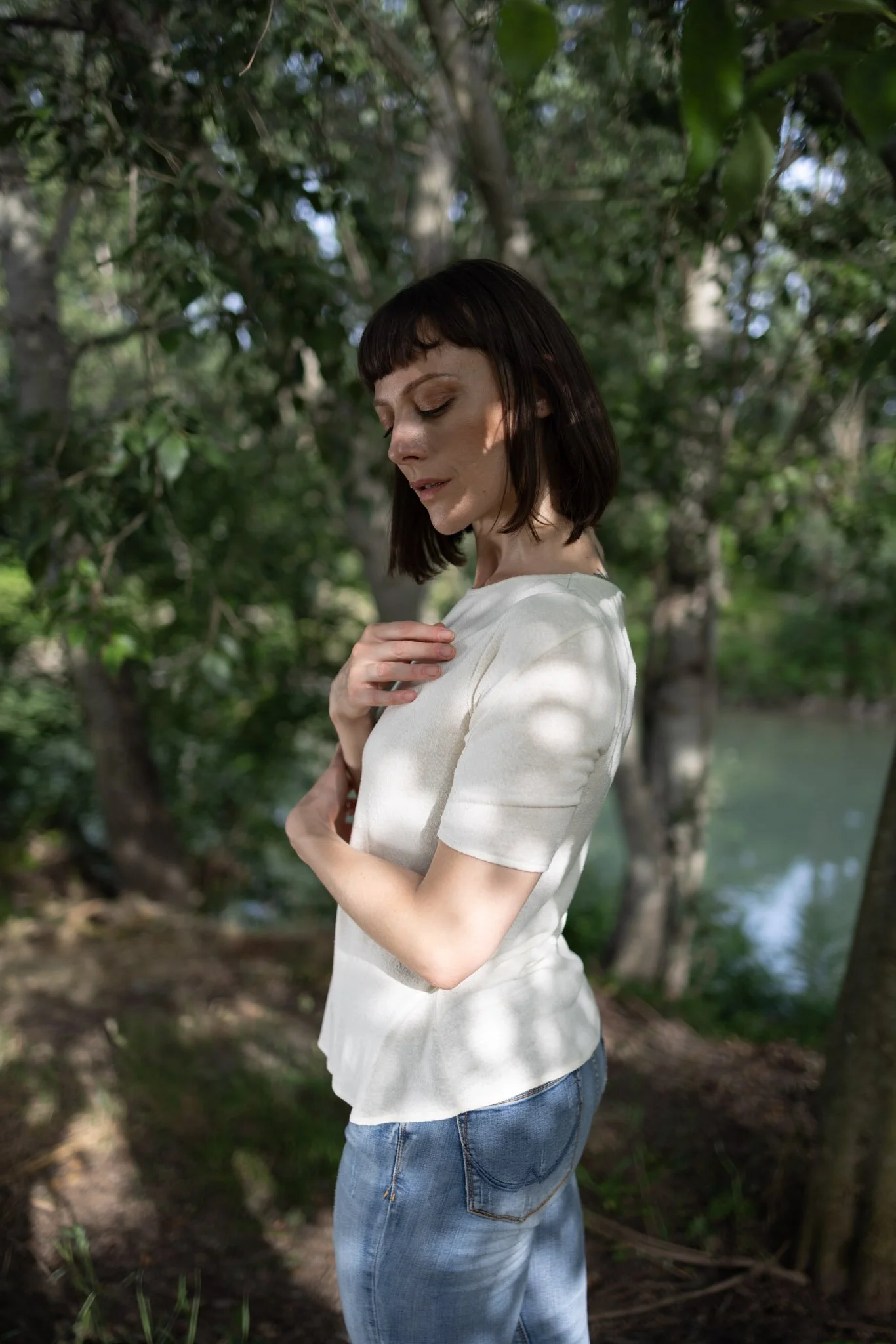 T-shirt crafted from 100% mulberry noil silk. Natural undyed colour. Ramie details.