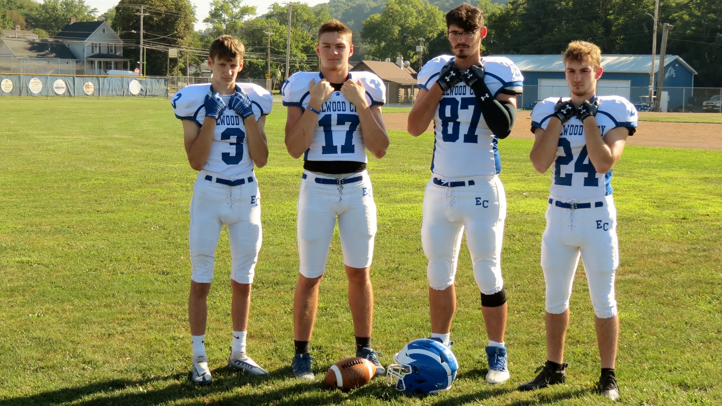 Seniors - Football