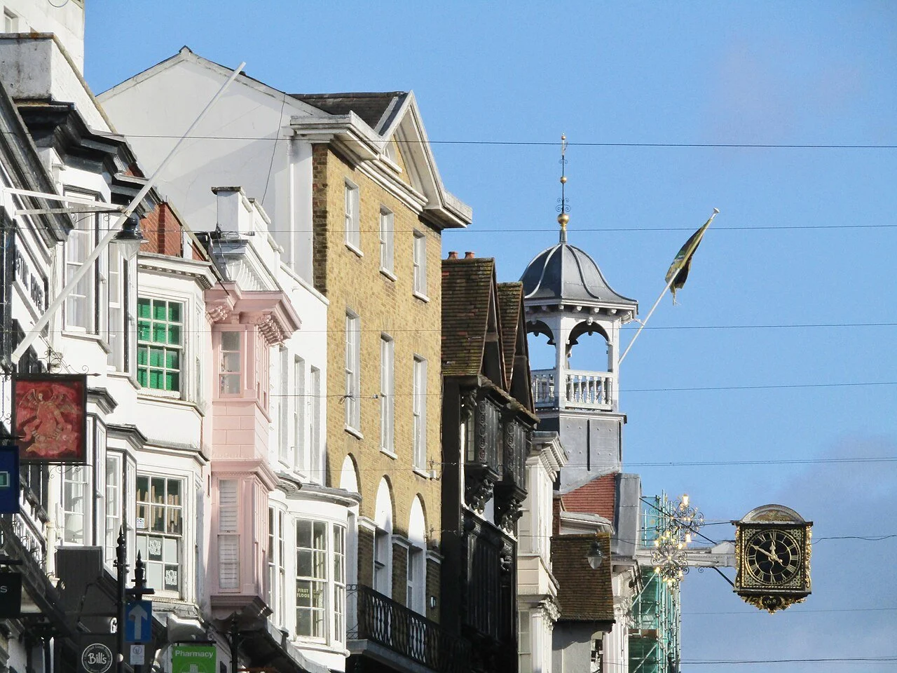 Guildford - High Street by Colin Smith